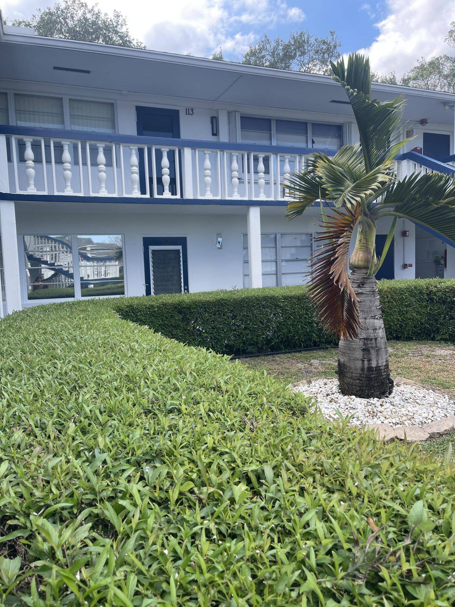 Deerfield Beach, FL 33442,101 Westbury E 101