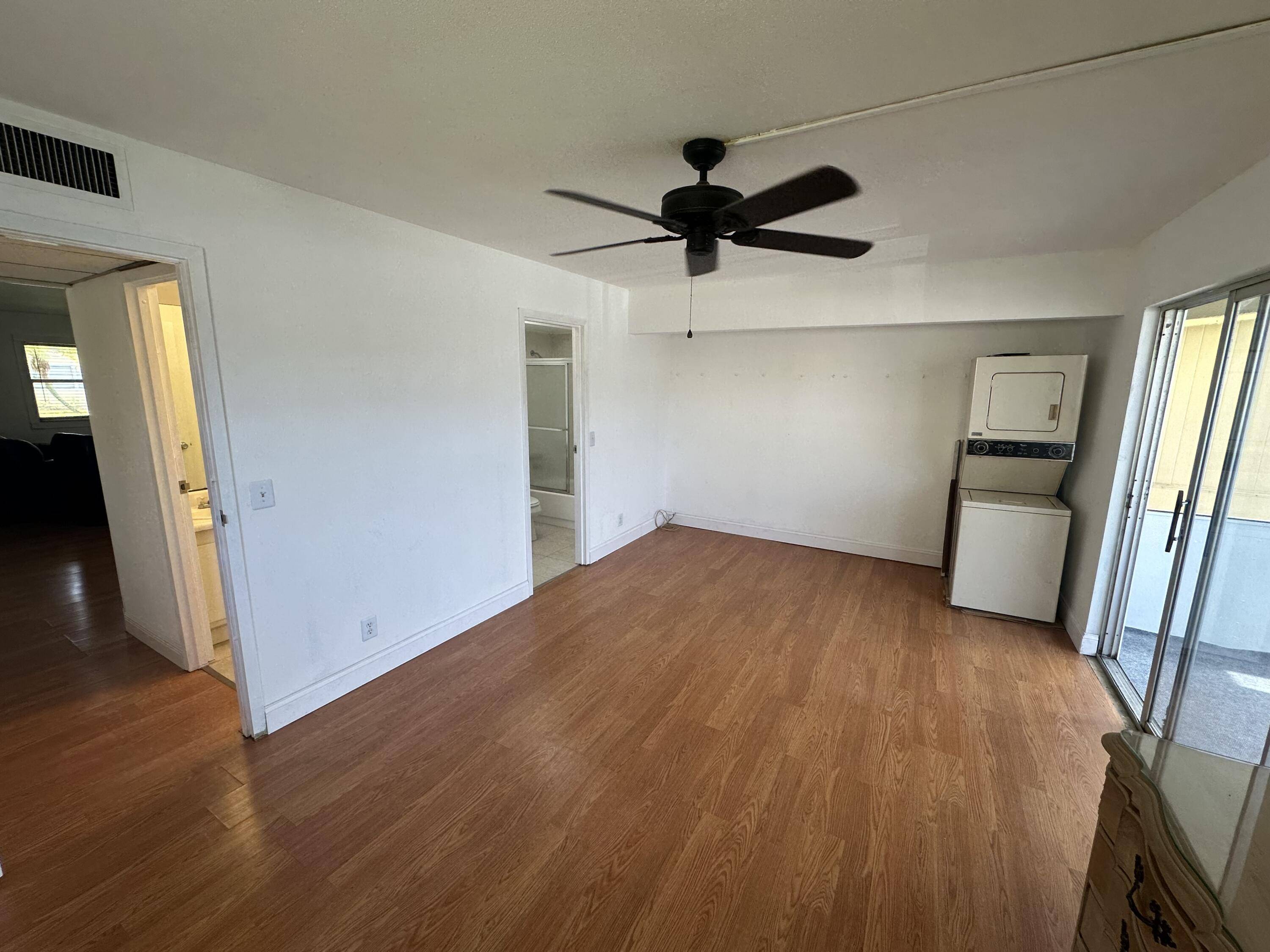 Delray Beach, FL 33446,155 Saxony D
