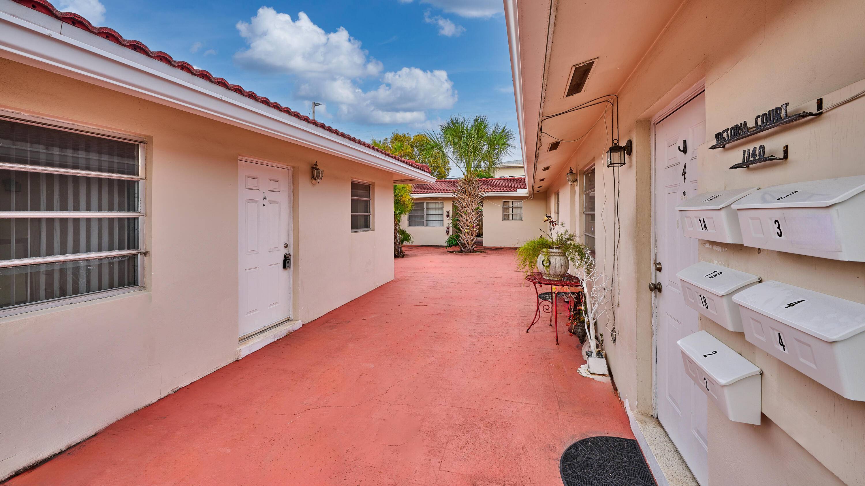 Pompano Beach, FL 33062,1140 NE 24th AVE 3