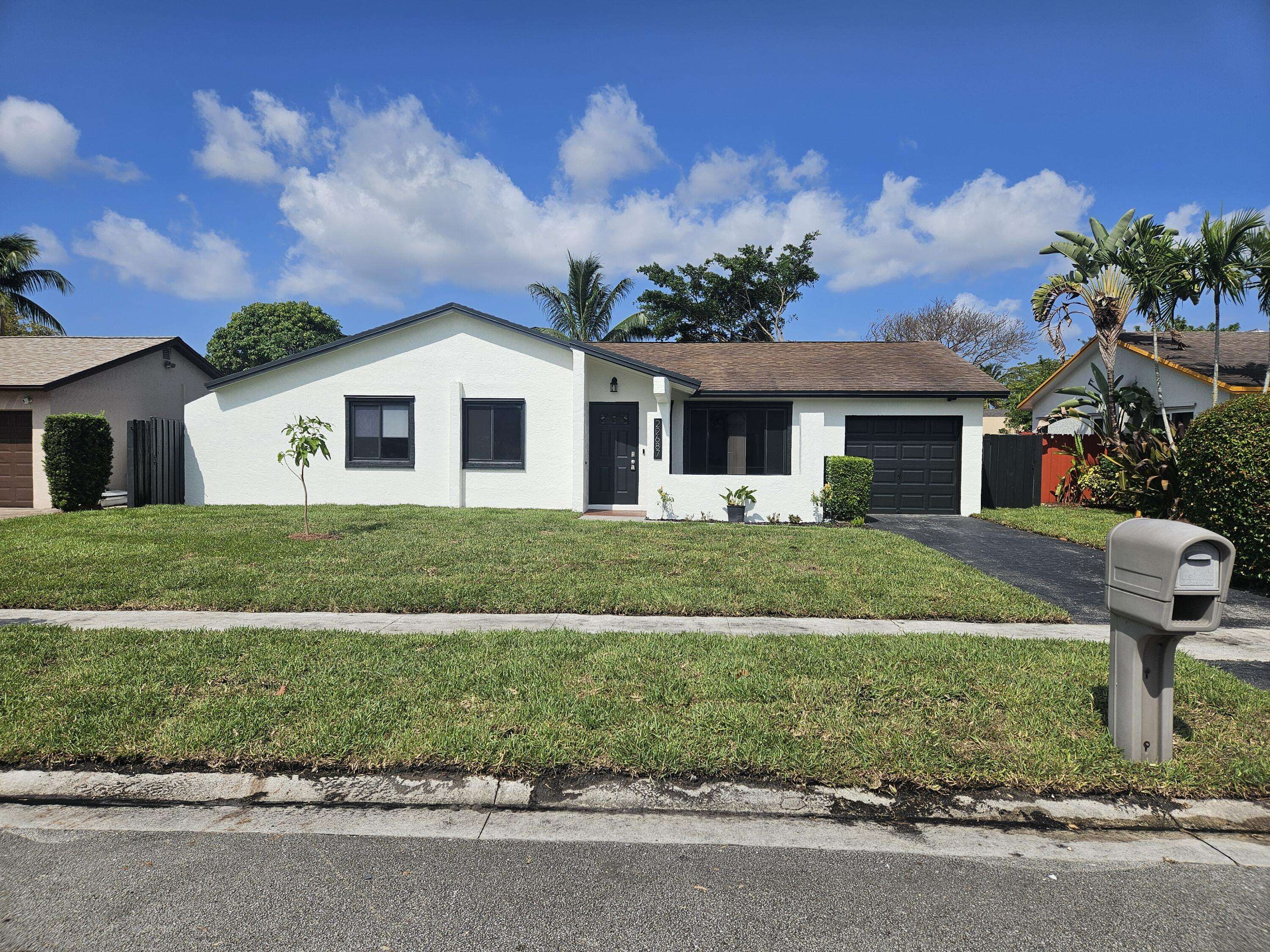 Boca Raton, FL 33433,22687 SW 53rd AVE