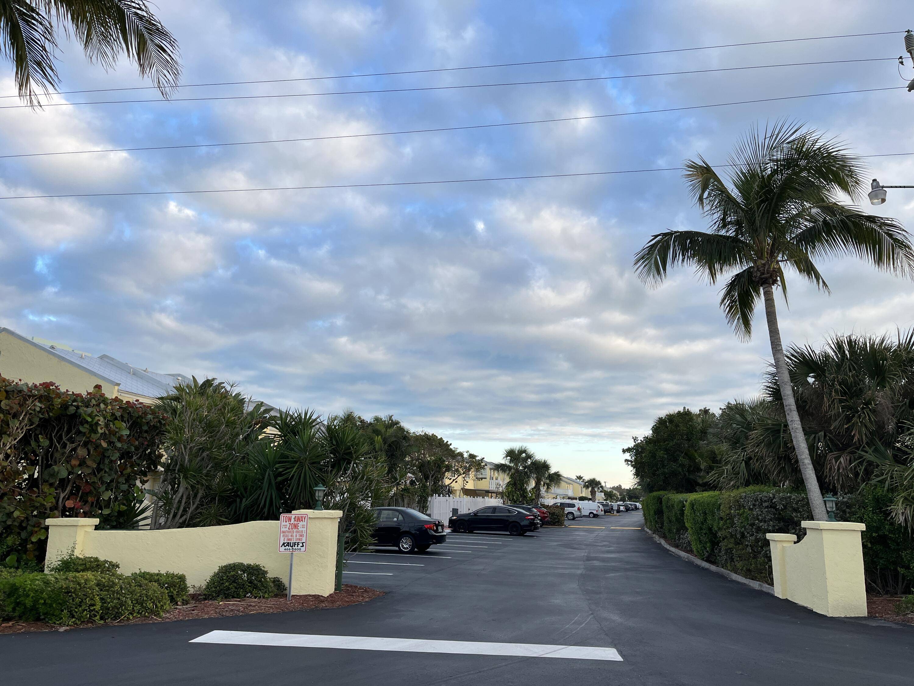 Fort Pierce, FL 34949,2703 N Highway A1a Unit I