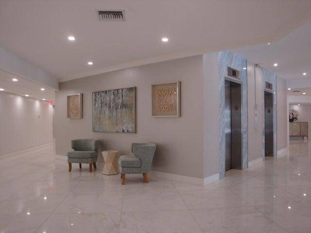 South Palm Beach, FL 33480,3546 S Ocean BLVD 923