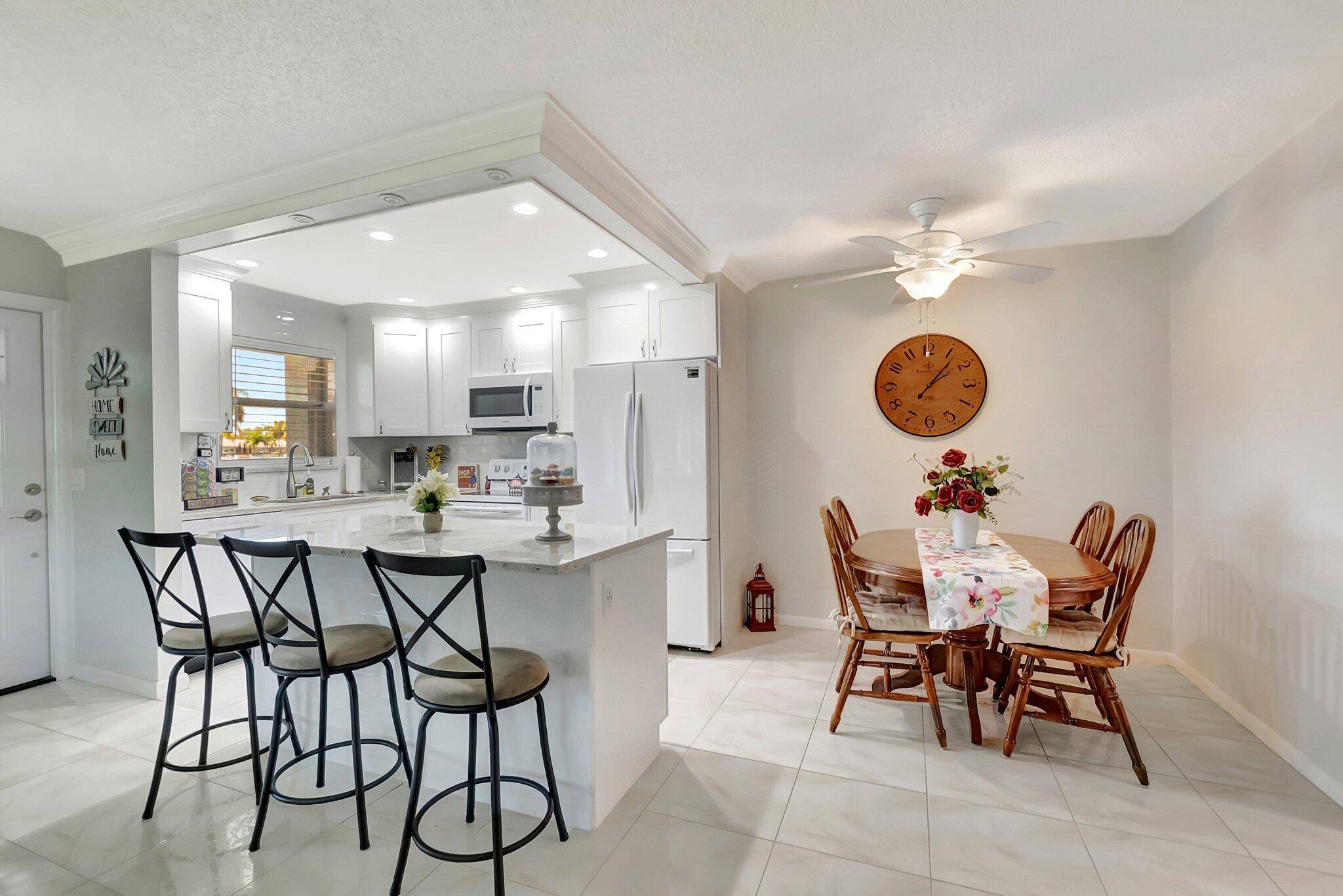 Delray Beach, FL 33445,815 Club DR D