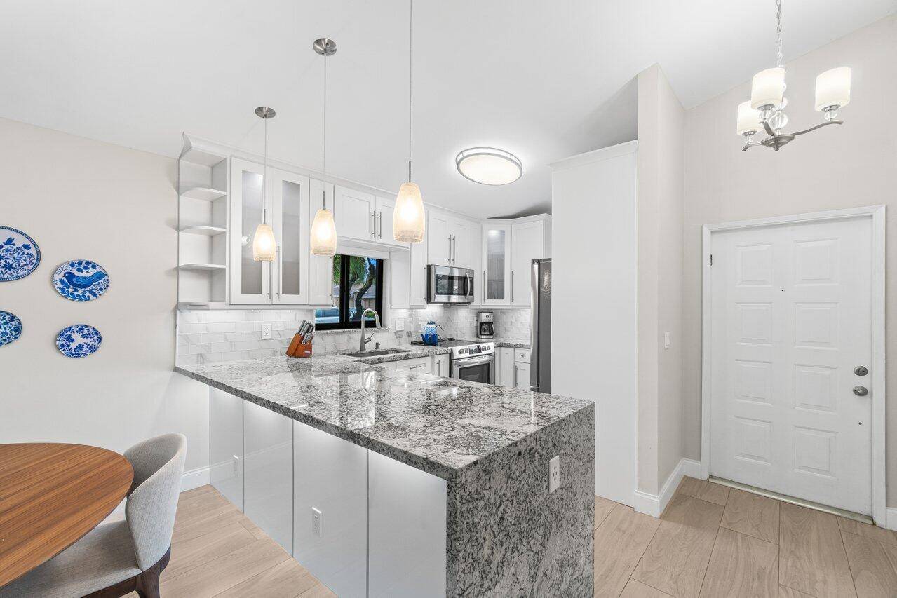 Boca Raton, FL 33496,8167 Summerbreeze LN