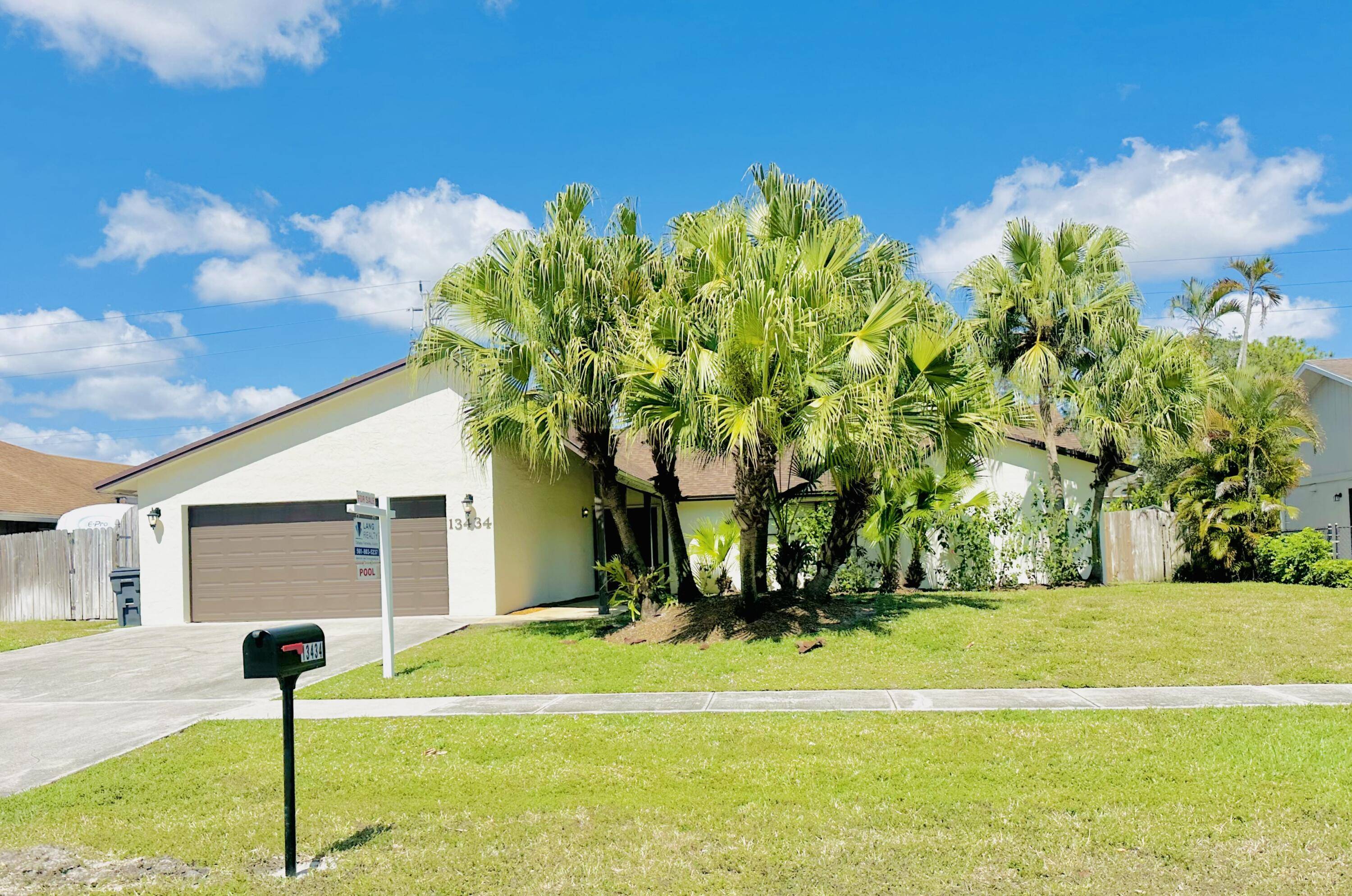 Wellington, FL 33414,13434 Columbine AVE