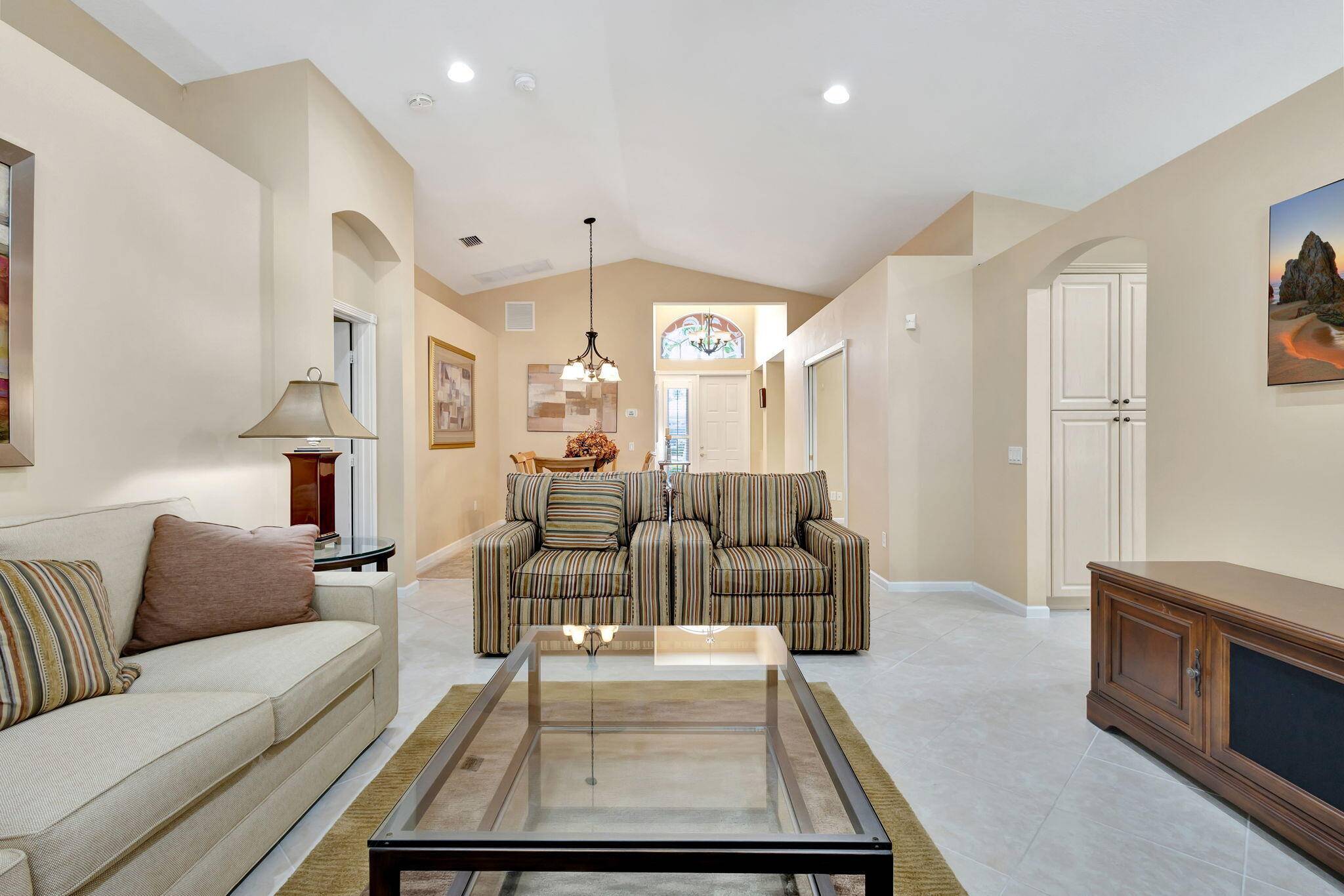 Lake Worth, FL 33467,9895 Tallyrand DR