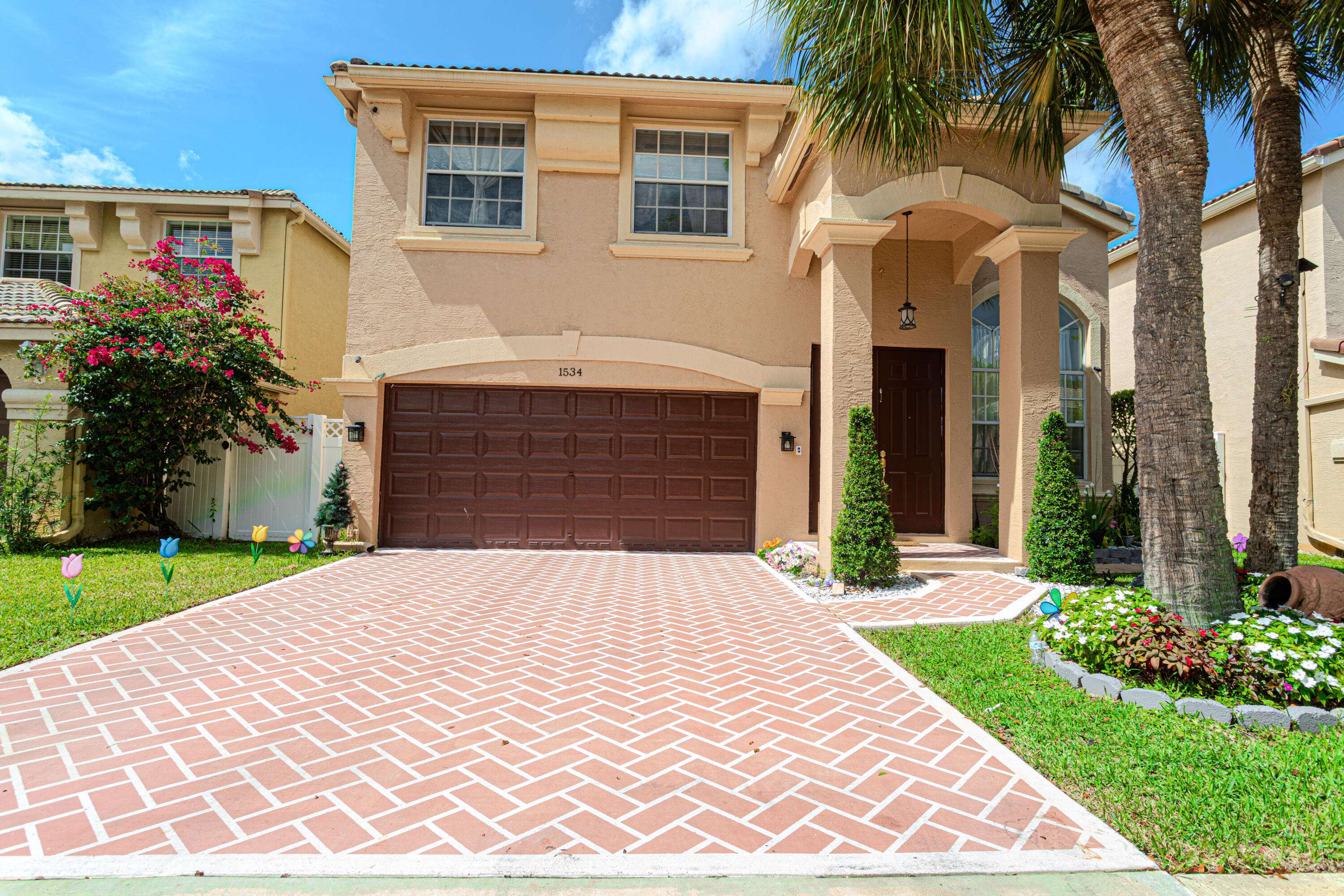 Royal Palm Beach, FL 33411,1534 Running Oak LN