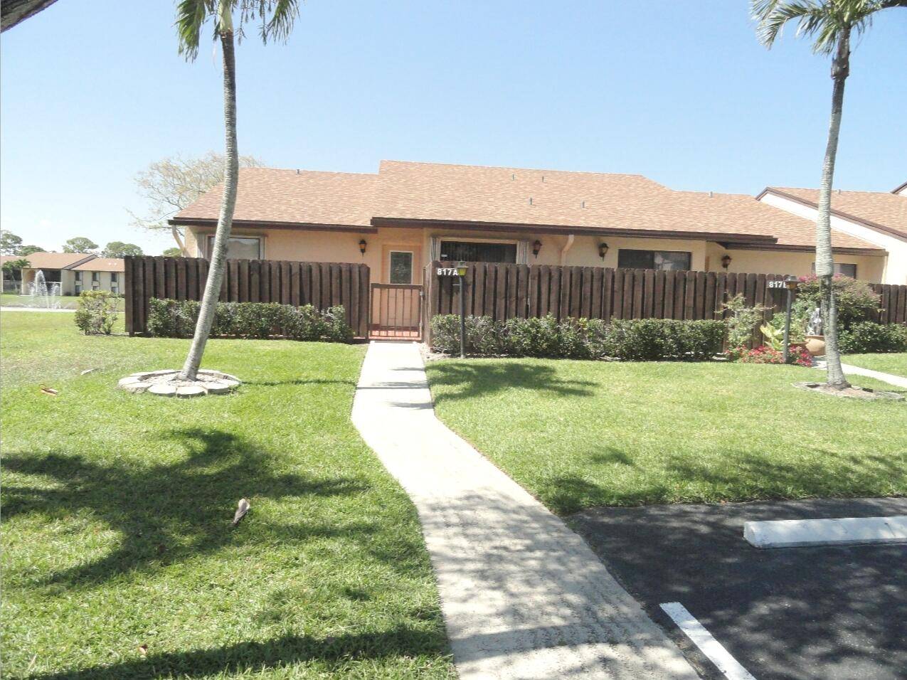 Greenacres, FL 33415,817 Sky Pine WAY A