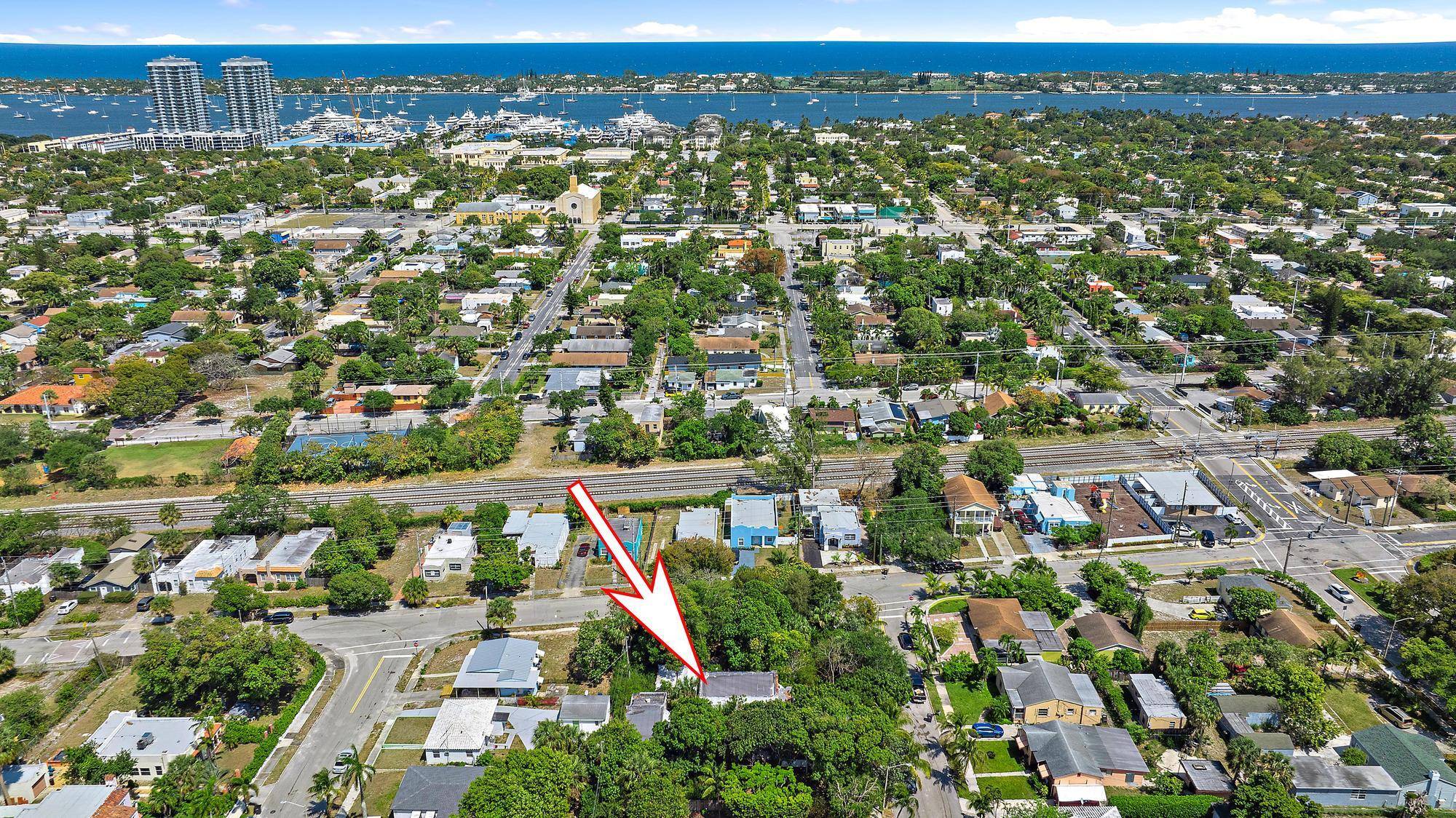 West Palm Beach, FL 33407,809 37th ST