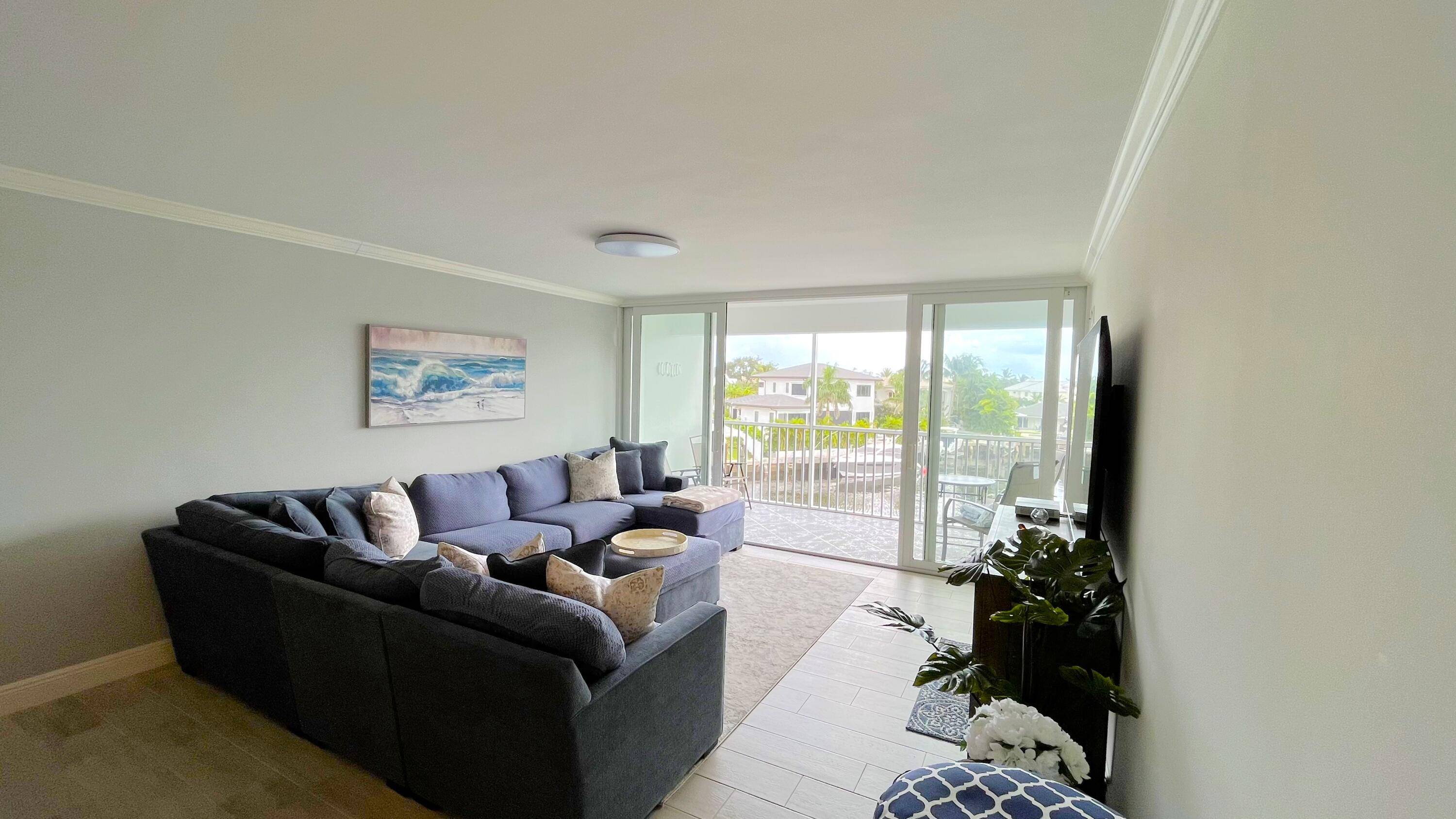 Boca Raton, FL 33431,698 NE Spanish River BLVD 32