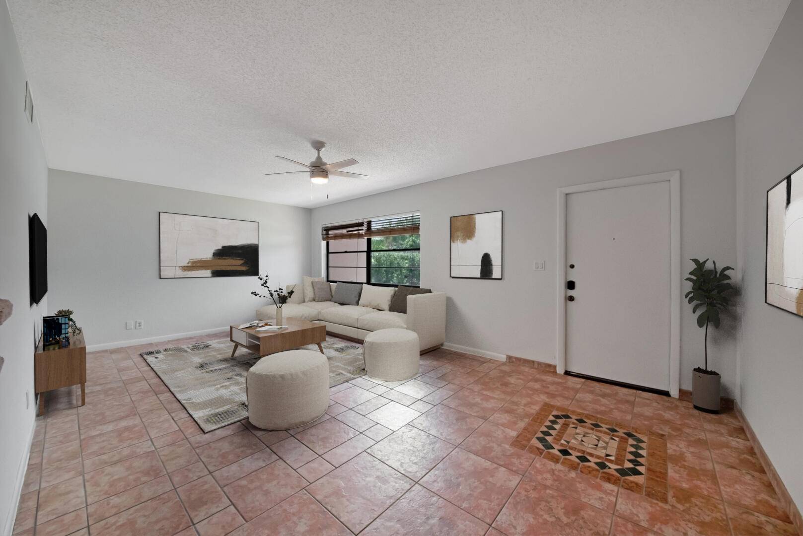 Davie, FL 33324,31 Toledo CT 4-35