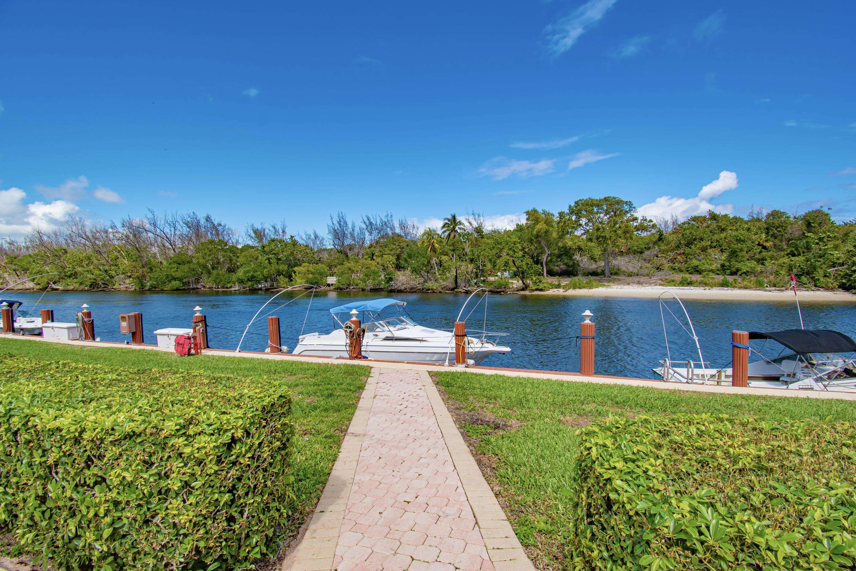 Deerfield Beach, FL 33441,1629 Riverview RD 420