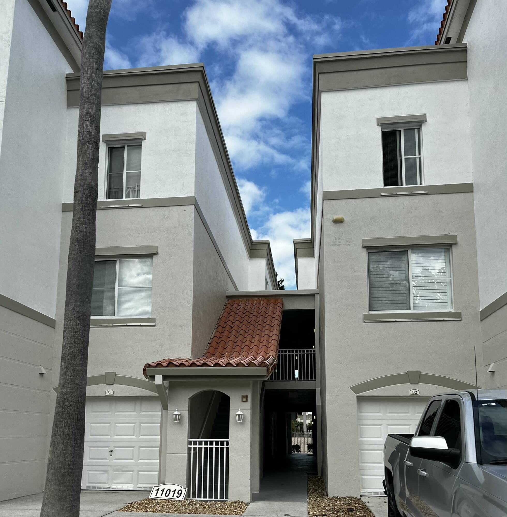 Palm Beach Gardens, FL 33410,11019 Legacy LN 305