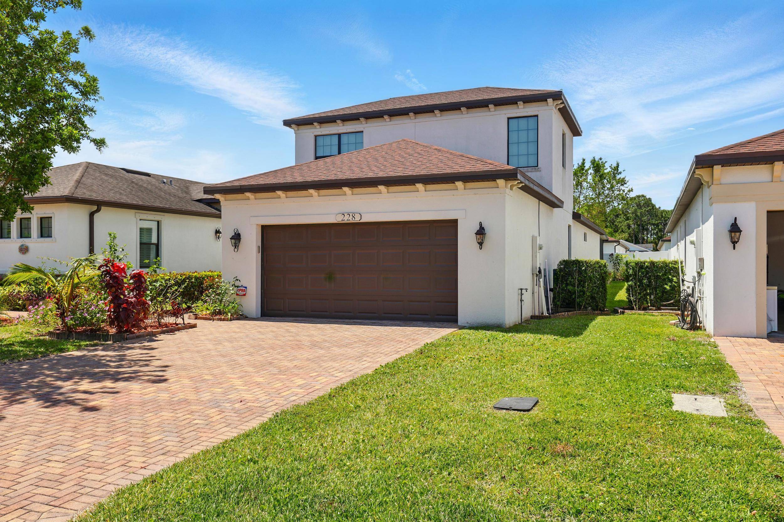 Port Saint Lucie, FL 34952,228 SE Via Visconti