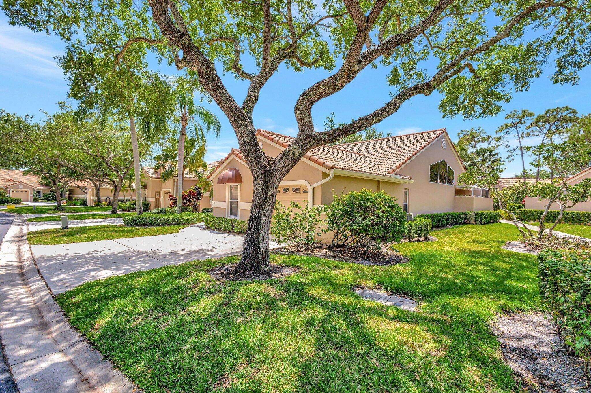 Palm Beach Gardens, FL 33418,1904 Rosewood WAY
