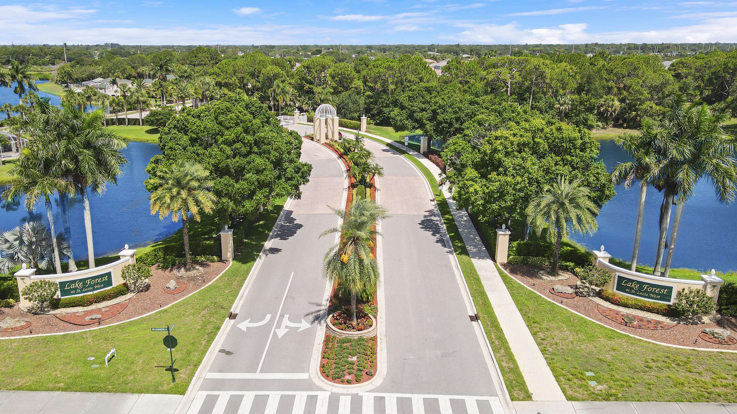 Port Saint Lucie, FL 34986,344 SW North Shore BLVD