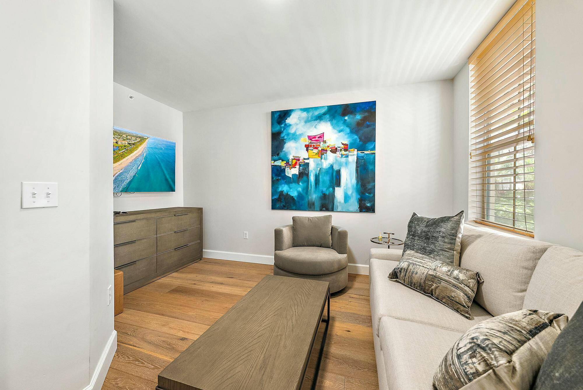 West Palm Beach, FL 33401,696 Fern ST