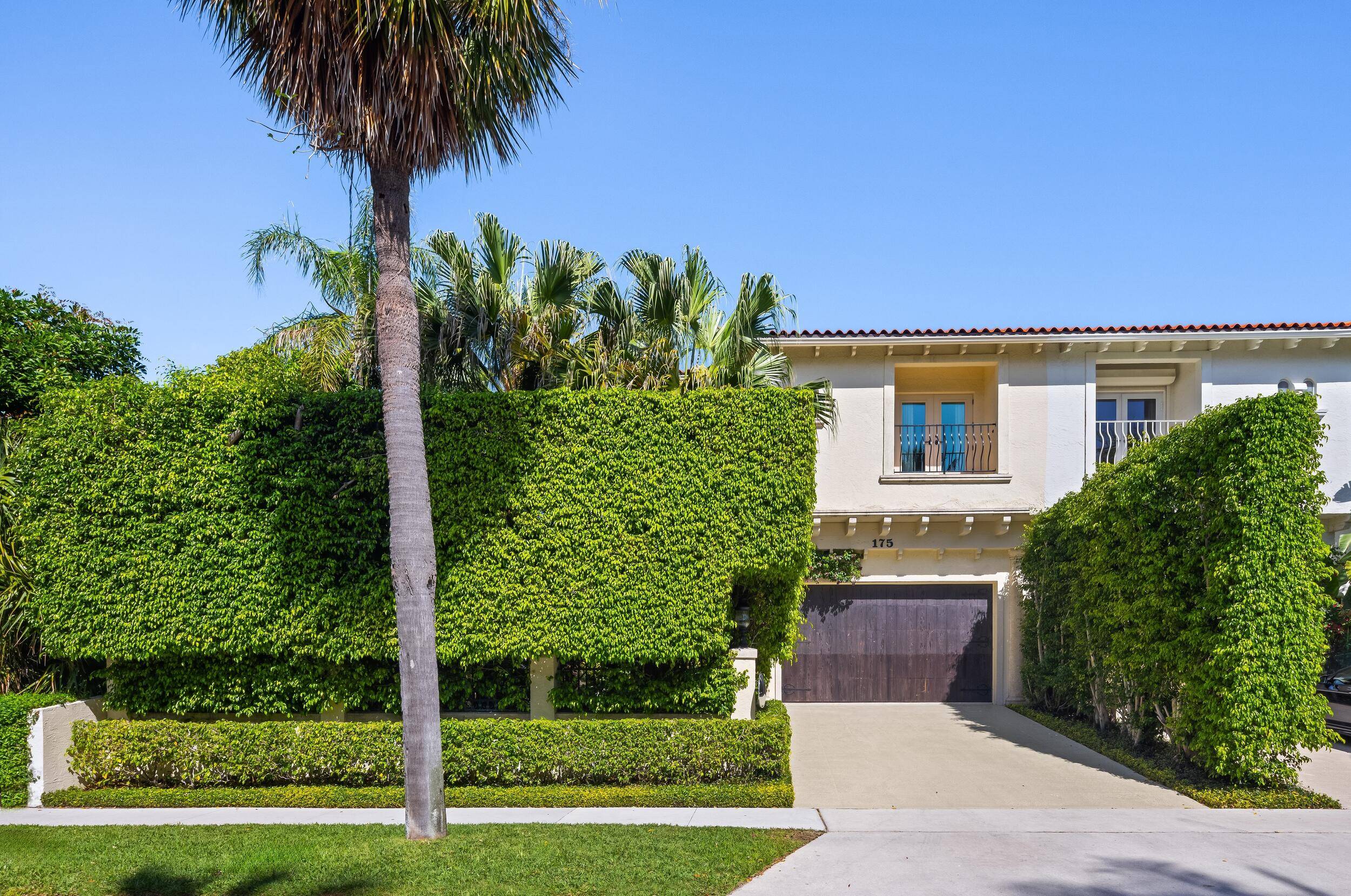 Palm Beach, FL 33480,175 Sunset AVE