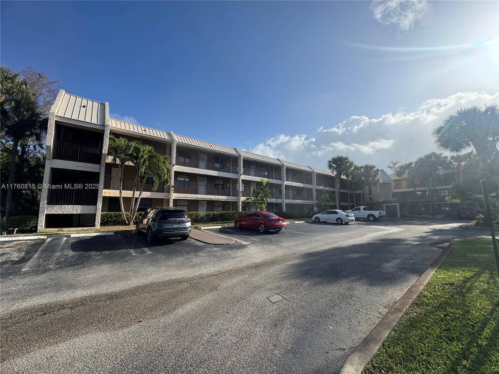 Coral Springs, FL 33071,8715 Shadow Wood BLVD 211
