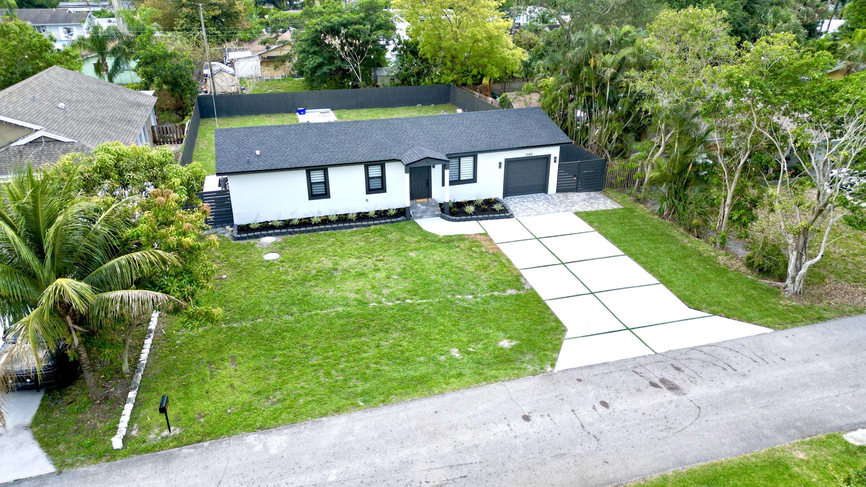Delray Beach, FL 33484,5180 Van Buren RD