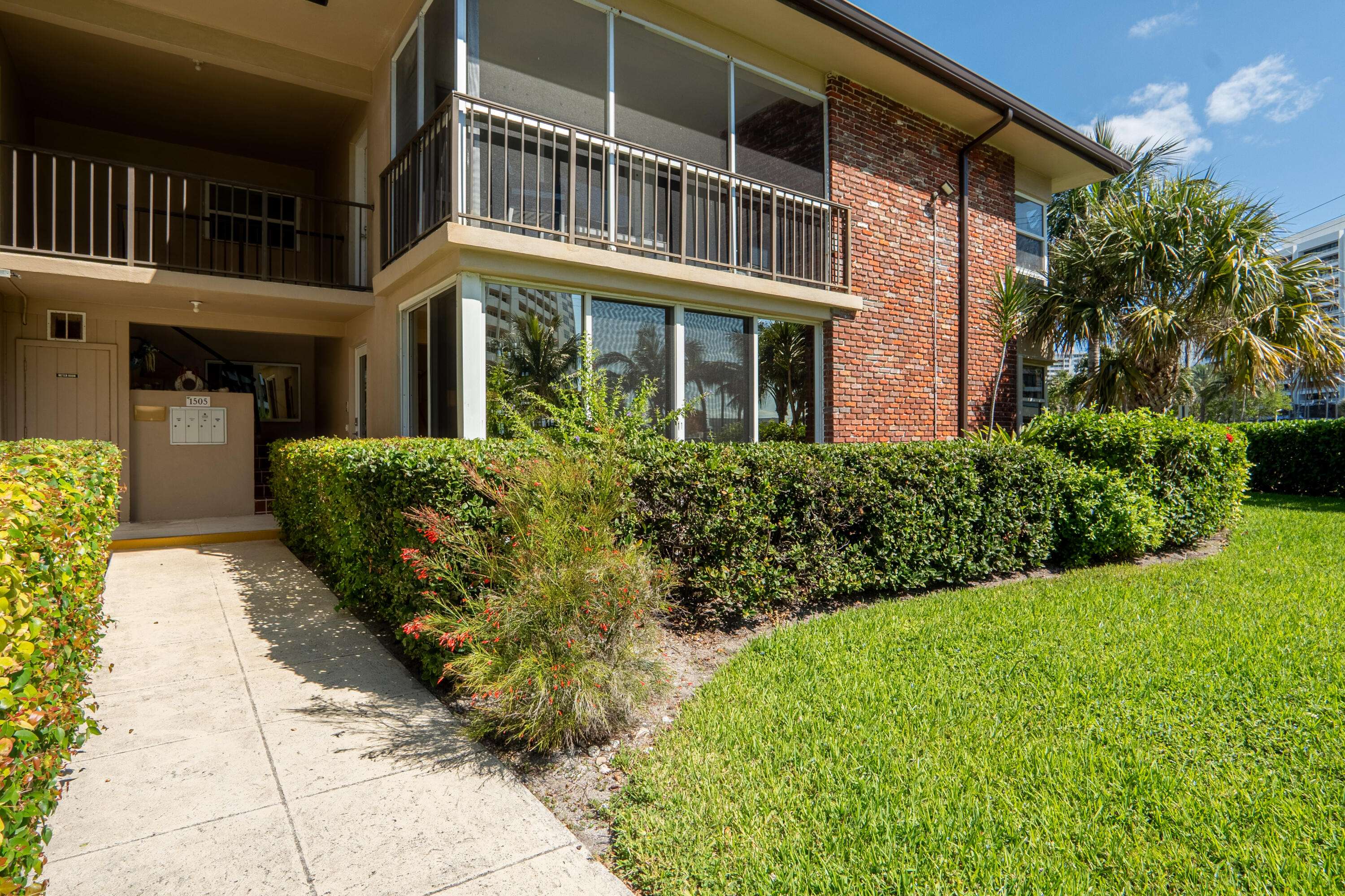 Boca Raton, FL 33432,1505 S Ocean BLVD 2