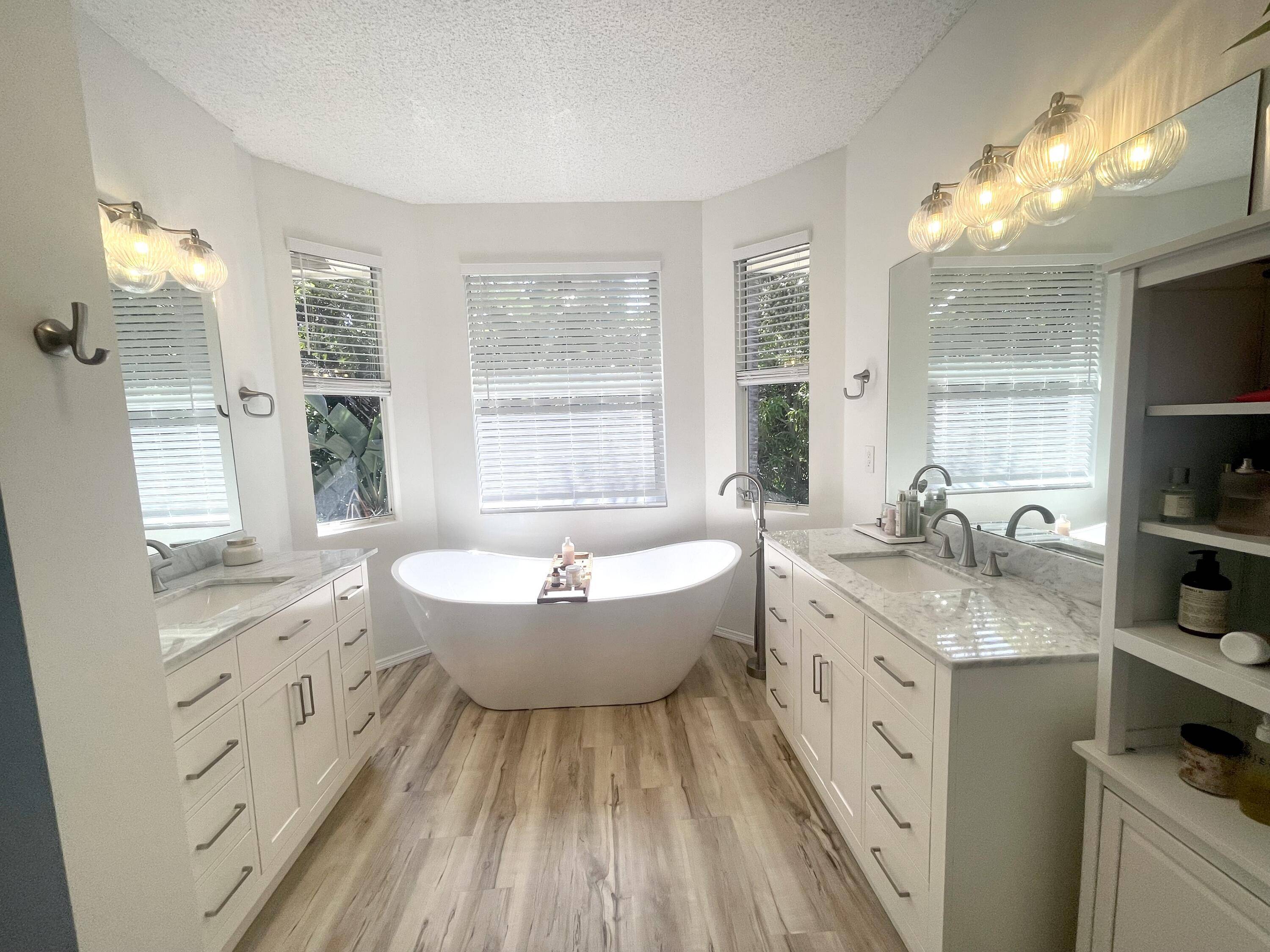 Jupiter, FL 33477,2033 Staysail LN