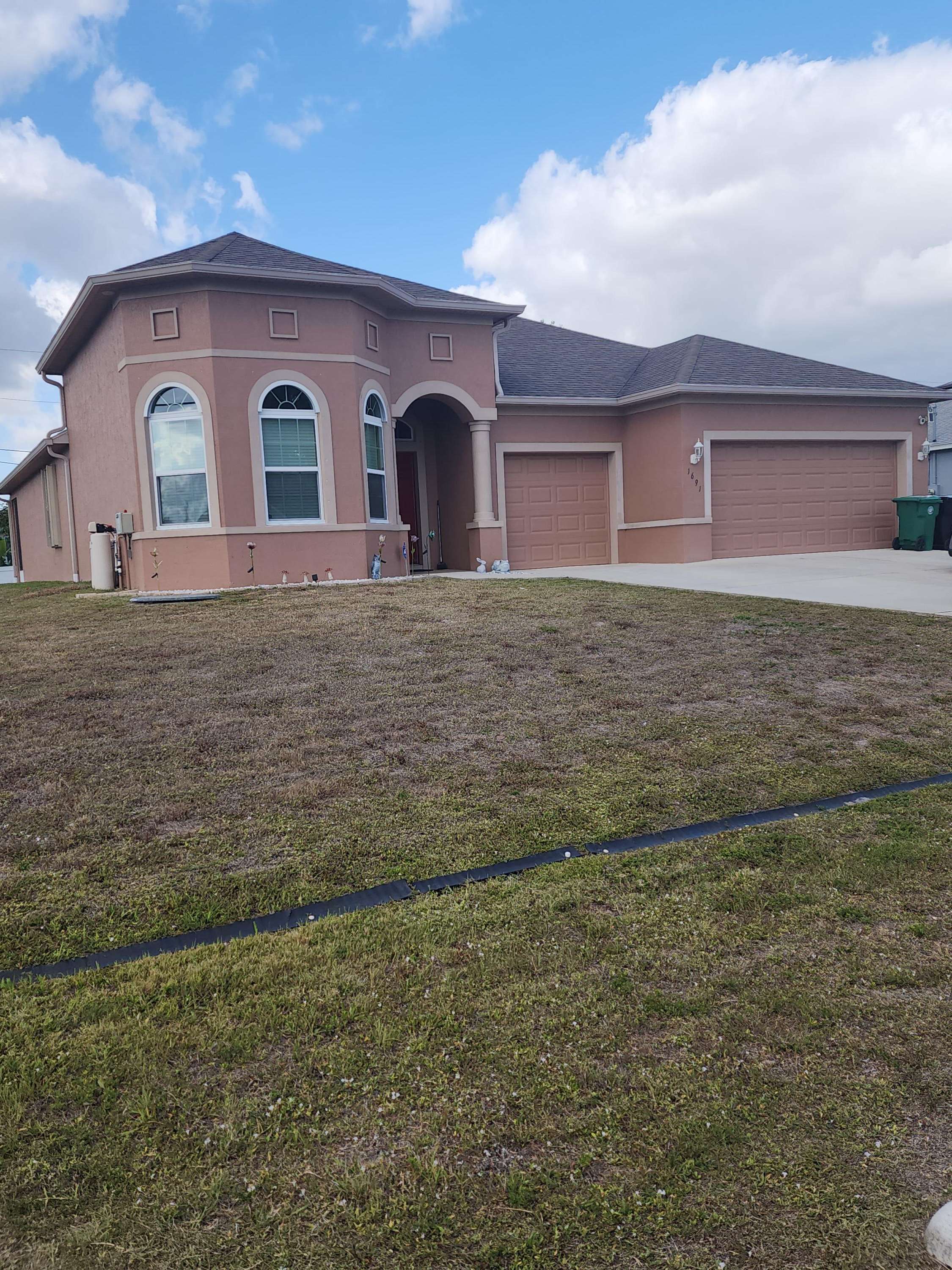 Port Saint Lucie, FL 34953,1691 SW Buttercup AVE