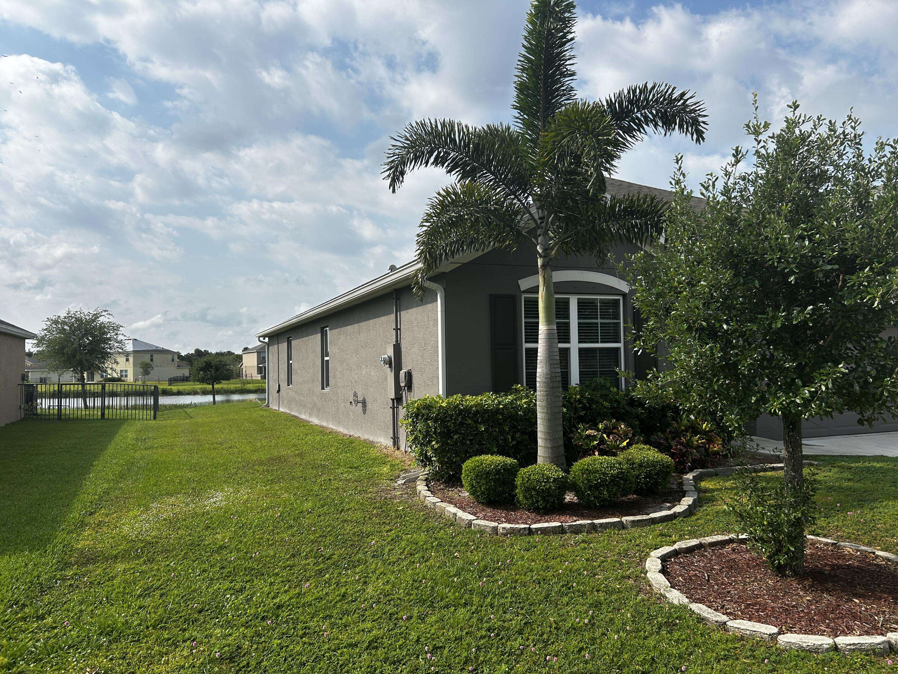 Fort Pierce, FL 34945,8649 Cobblestone DR