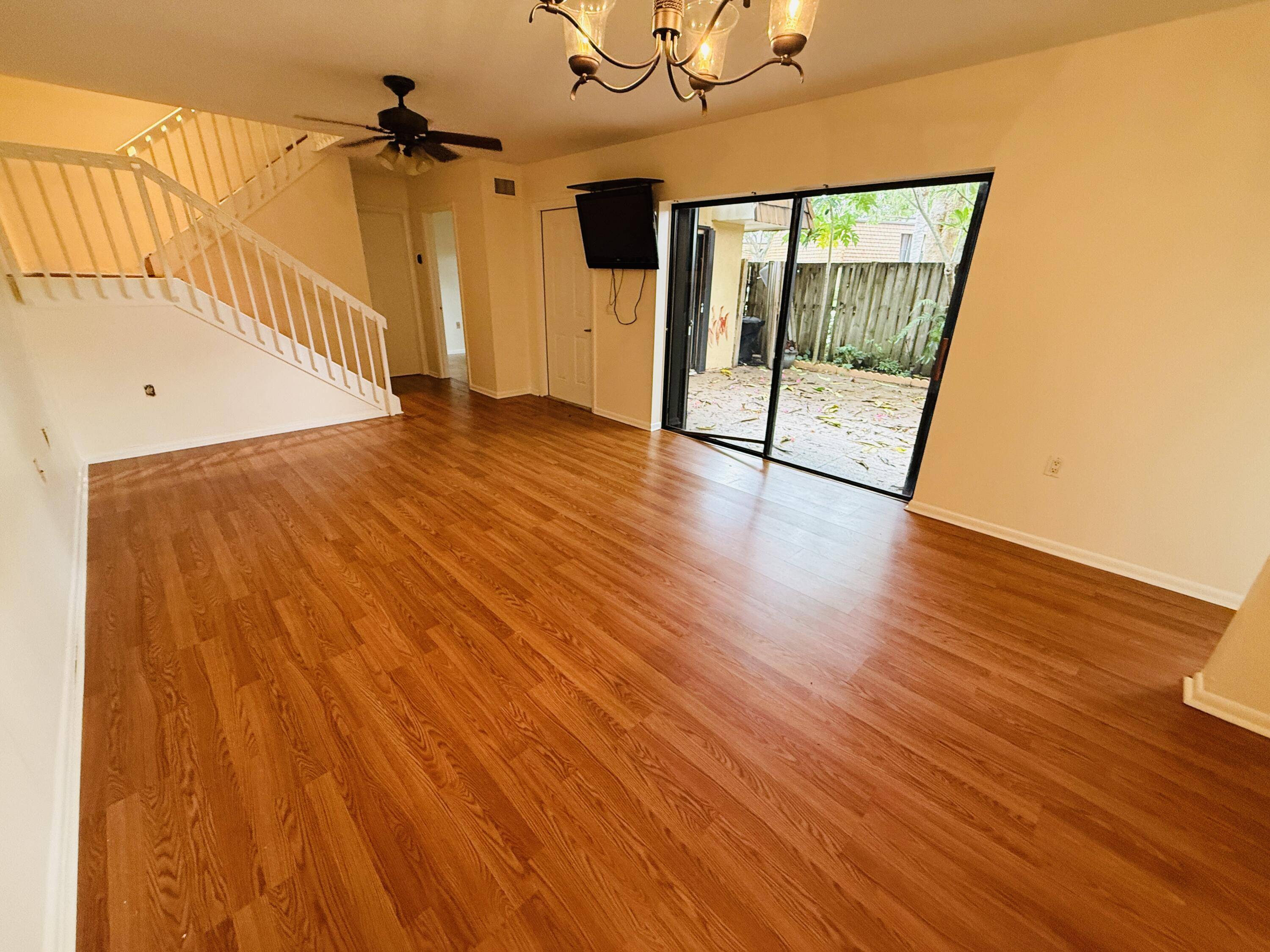 Greenacres, FL 33463,3022 30th LN