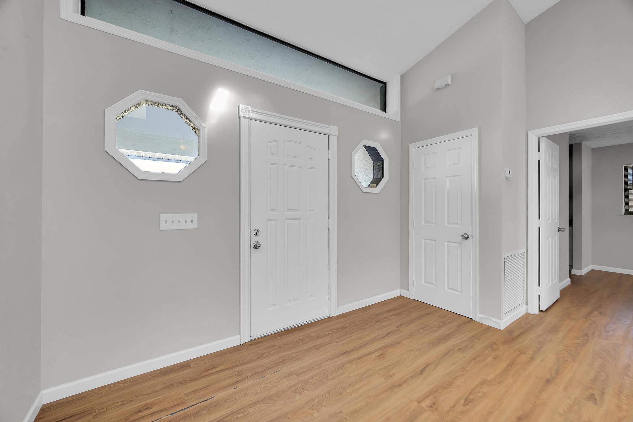 Port Saint Lucie, FL 34983,1926 SE Floresta DR