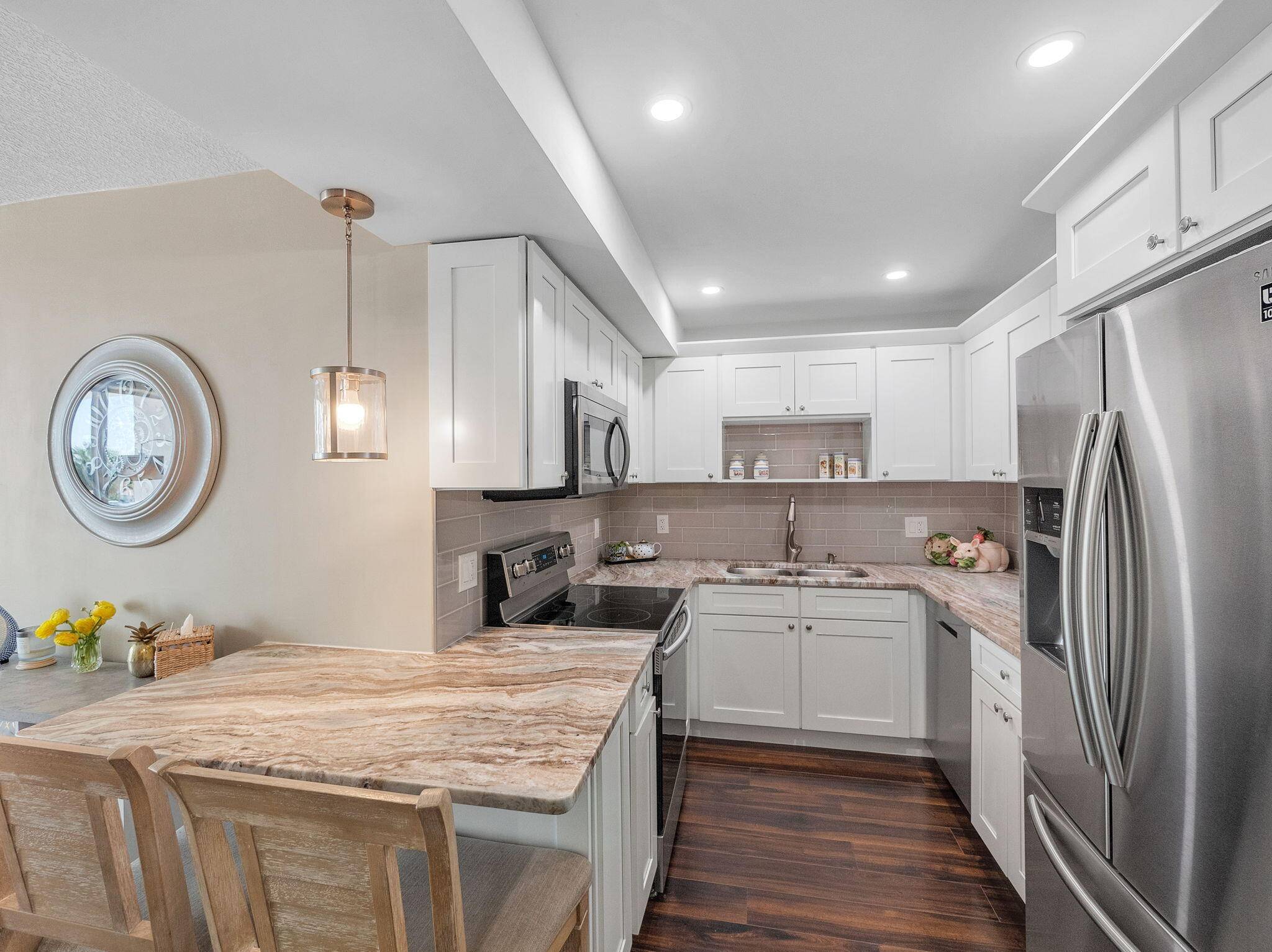 North Palm Beach, FL 33408,336 Golfview RD 406