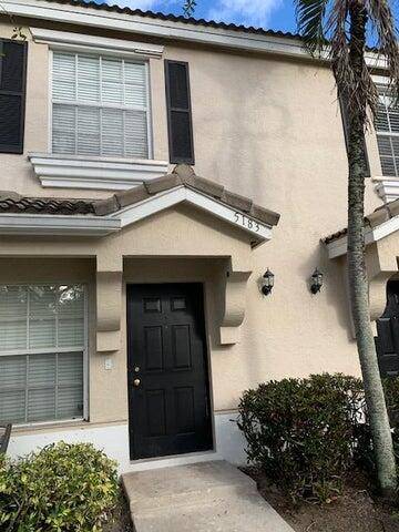 West Palm Beach, FL 33417,5183 Palm Brooke CIR