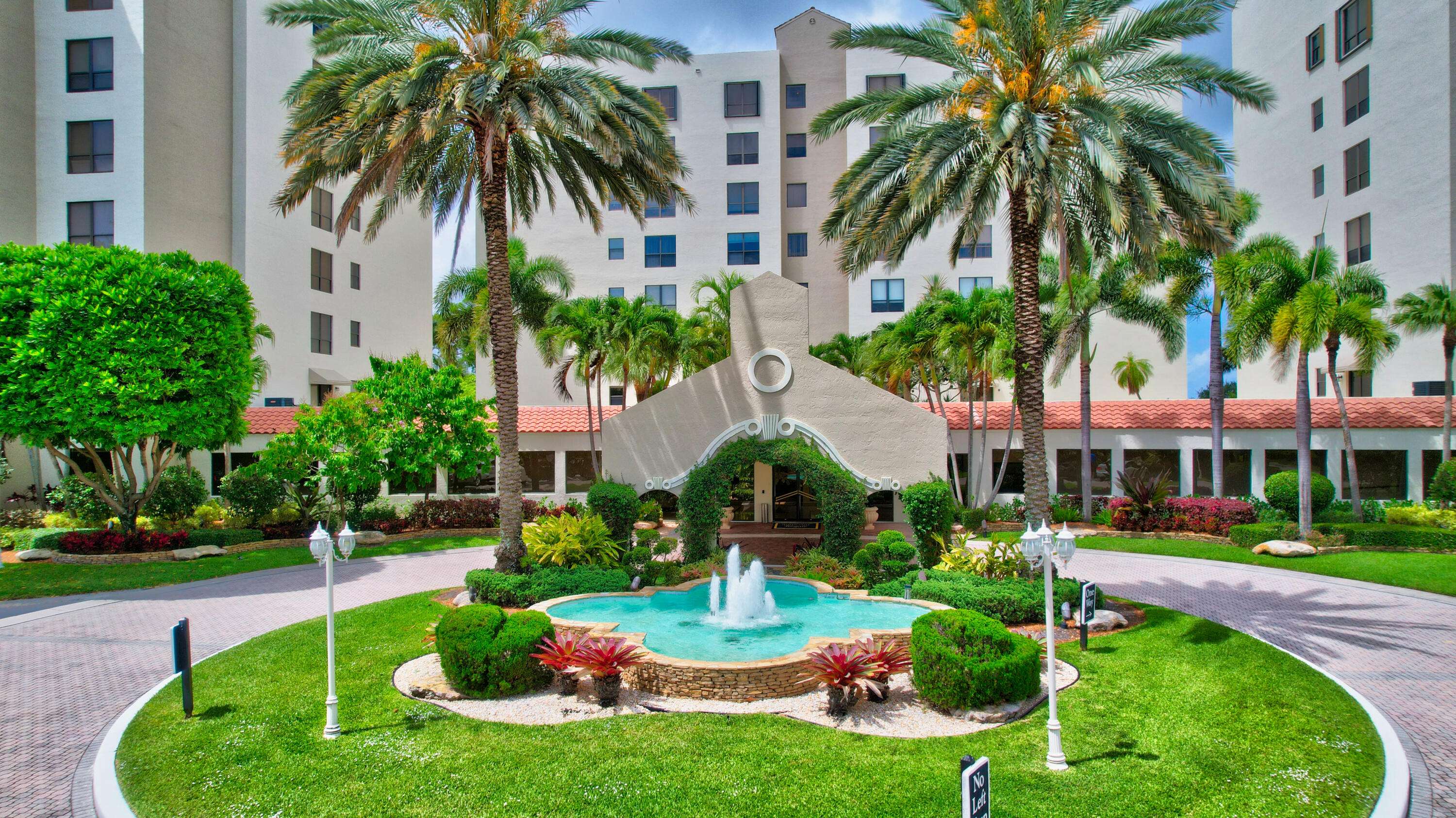 Boca Raton, FL 33433,7235 Promenade DR 802 J