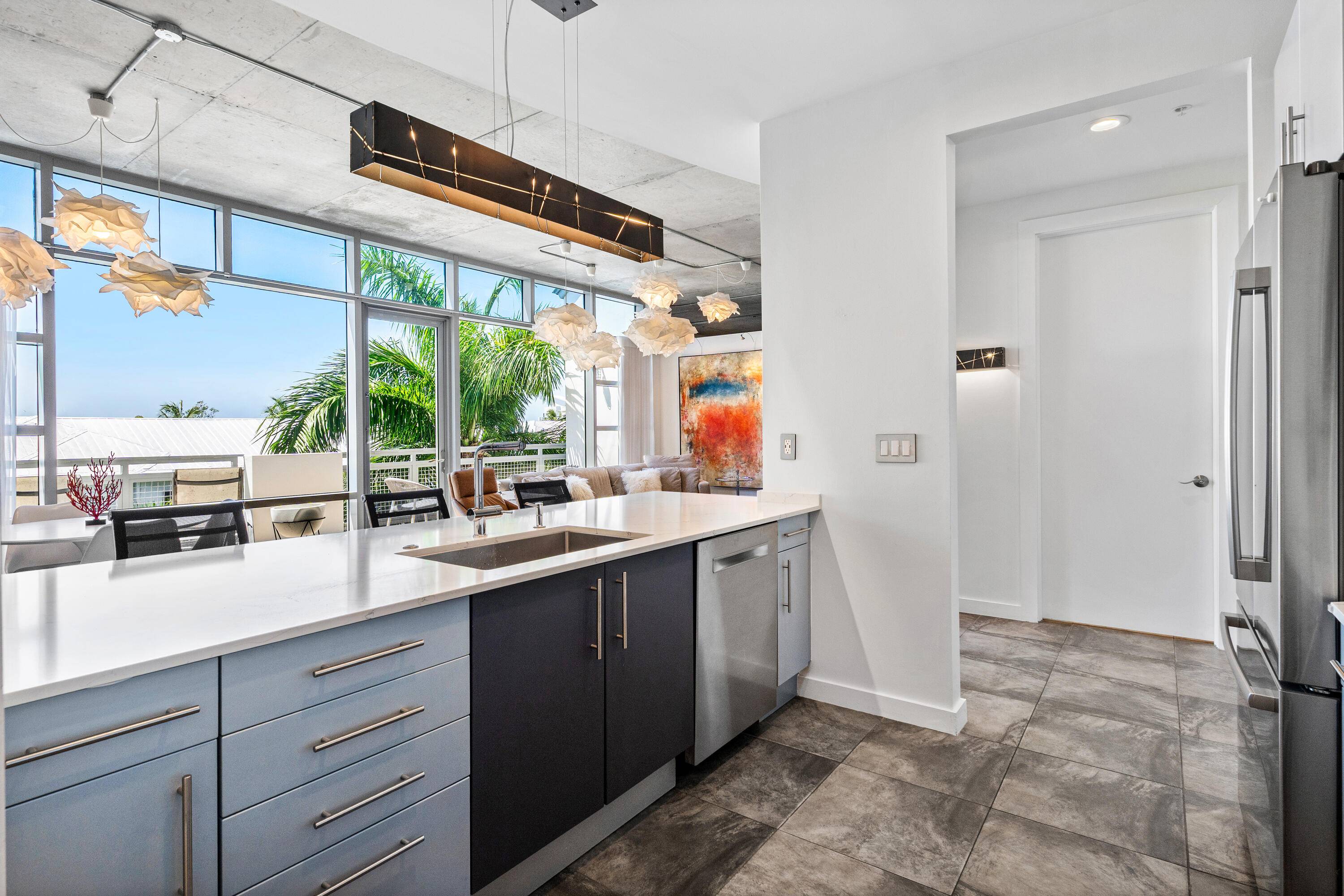 Delray Beach, FL 33483,365 SE 6th AVE 404