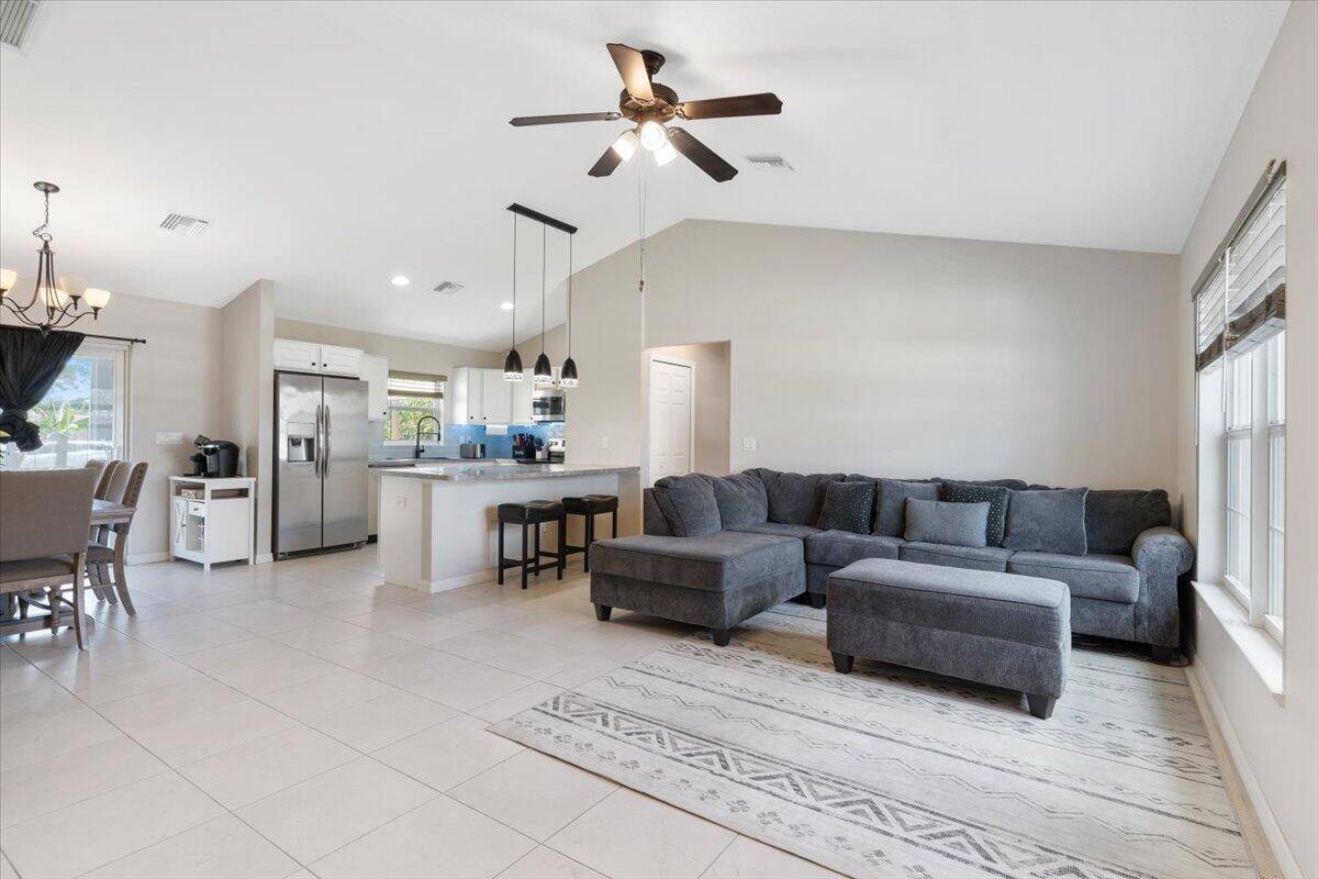 Port Saint Lucie, FL 34983,1165 SW Empire ST