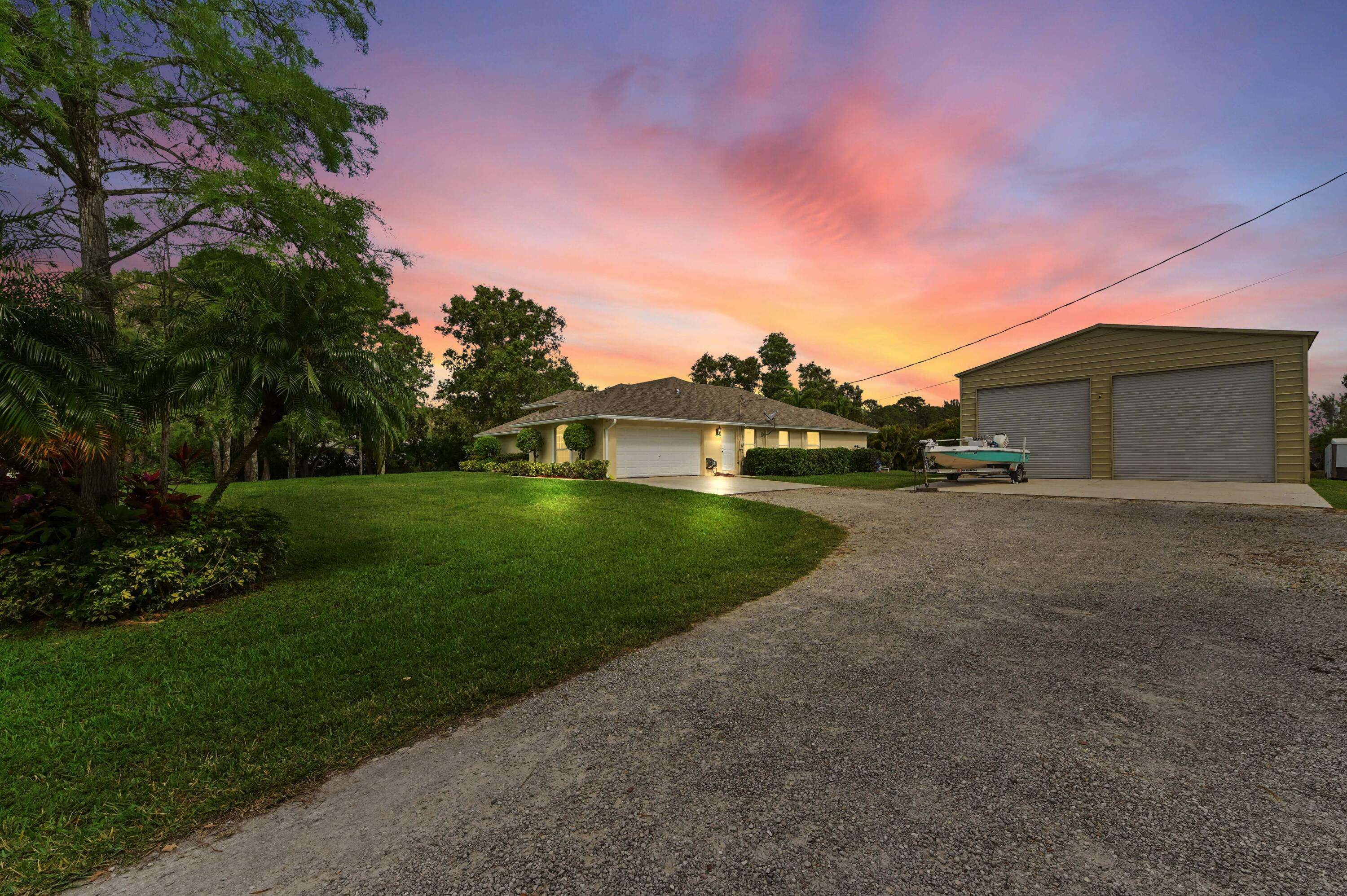Loxahatchee, FL 33470,17579 N 48th CT