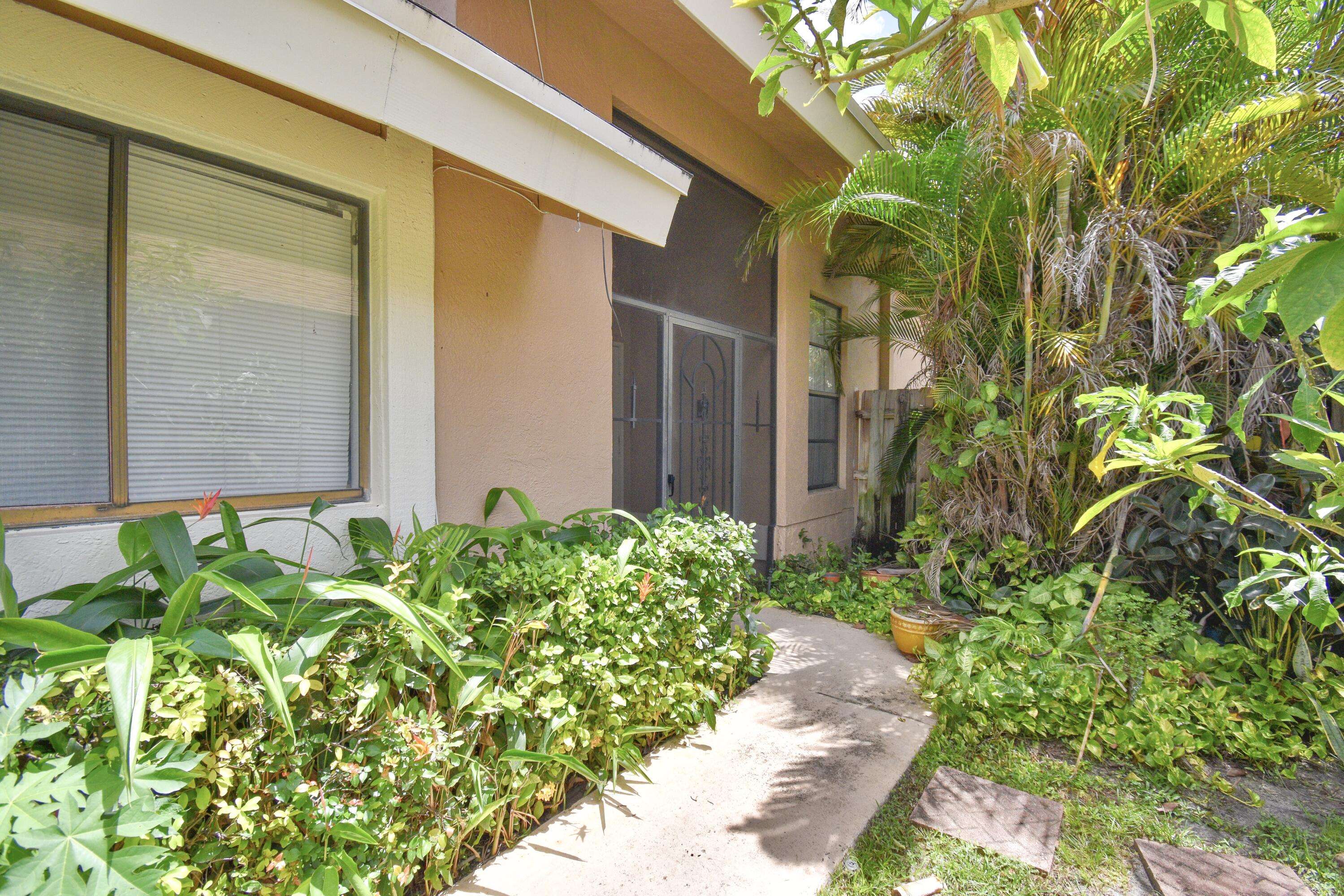 Boca Raton, FL 33433,22360 Dorado DR