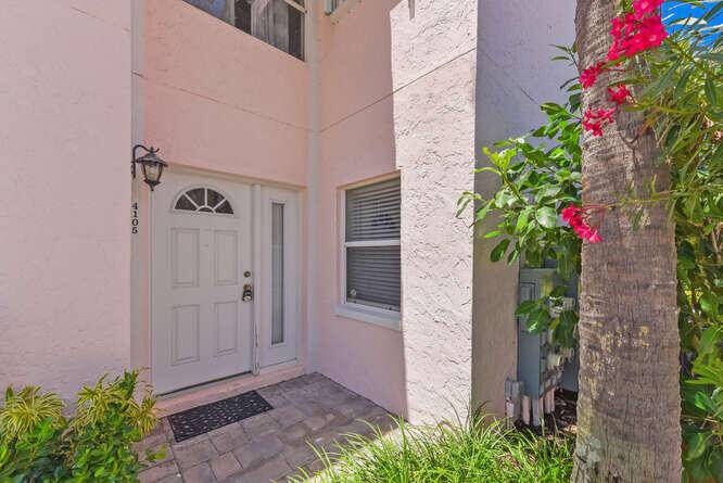 Jupiter, FL 33477,4105 N N Fairway DR