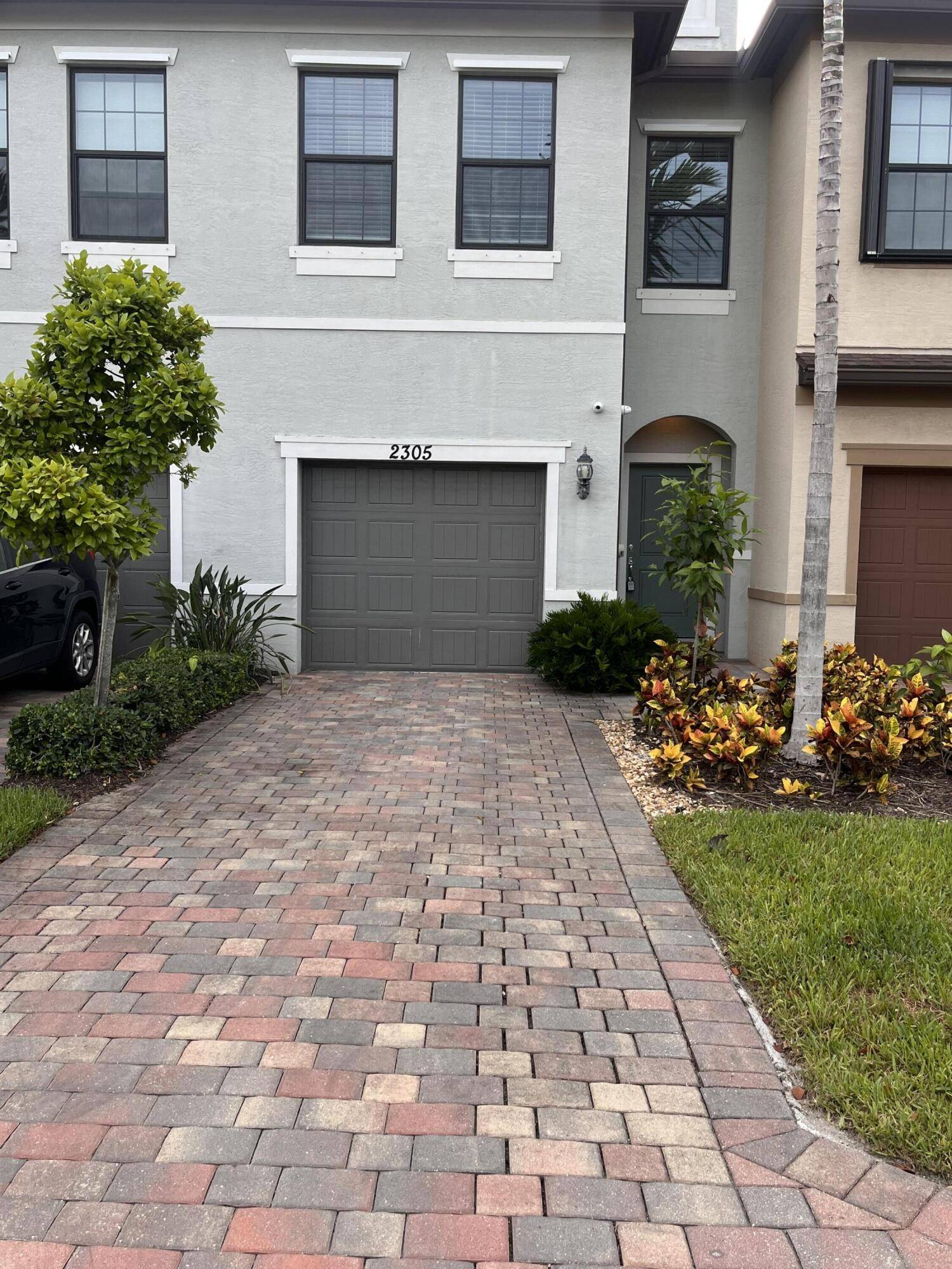 Palm Springs, FL 33406,2305 Byron ST