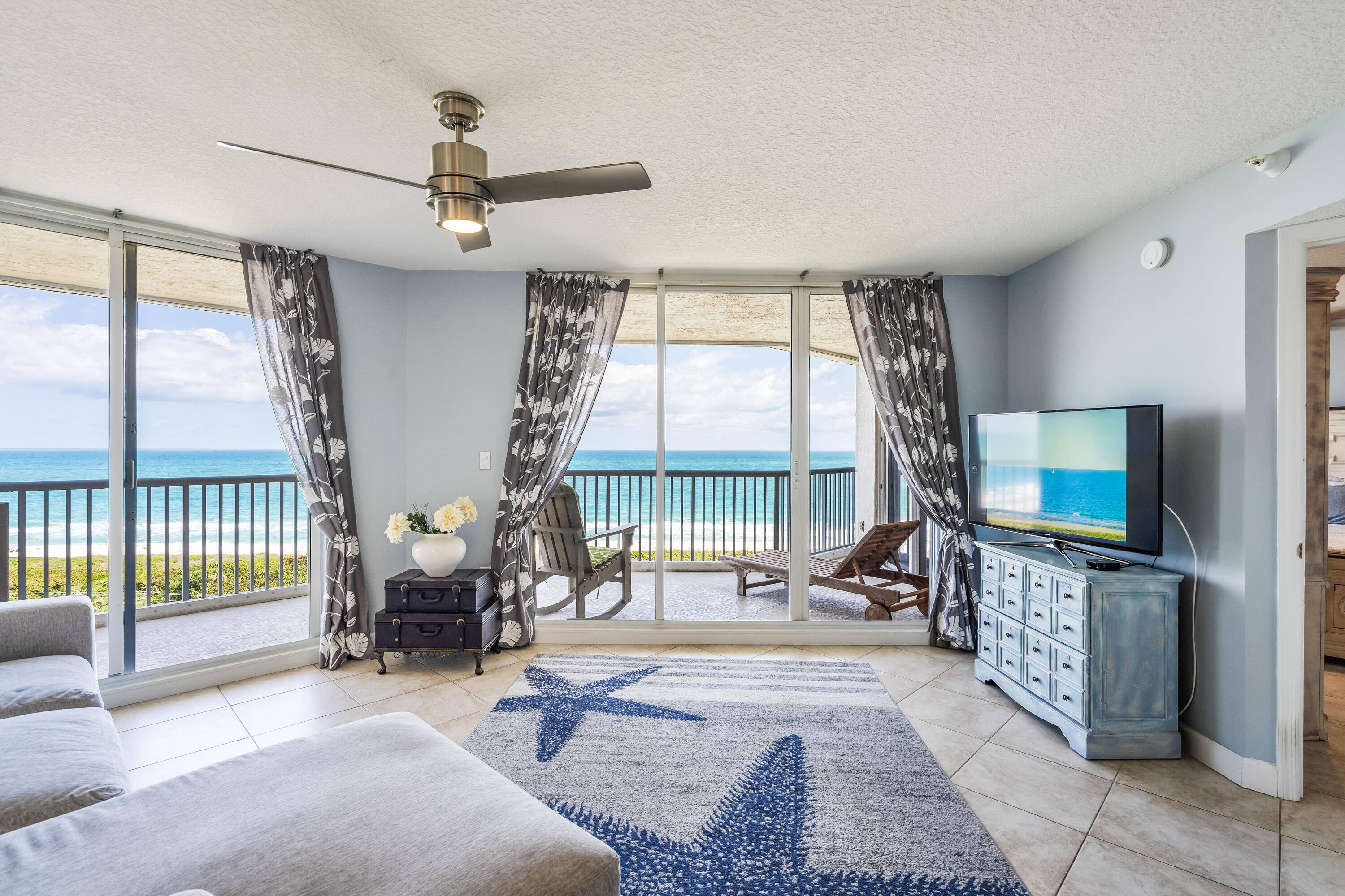 Hutchinson Island, FL 34949,5051 N Highway A1a 11-5