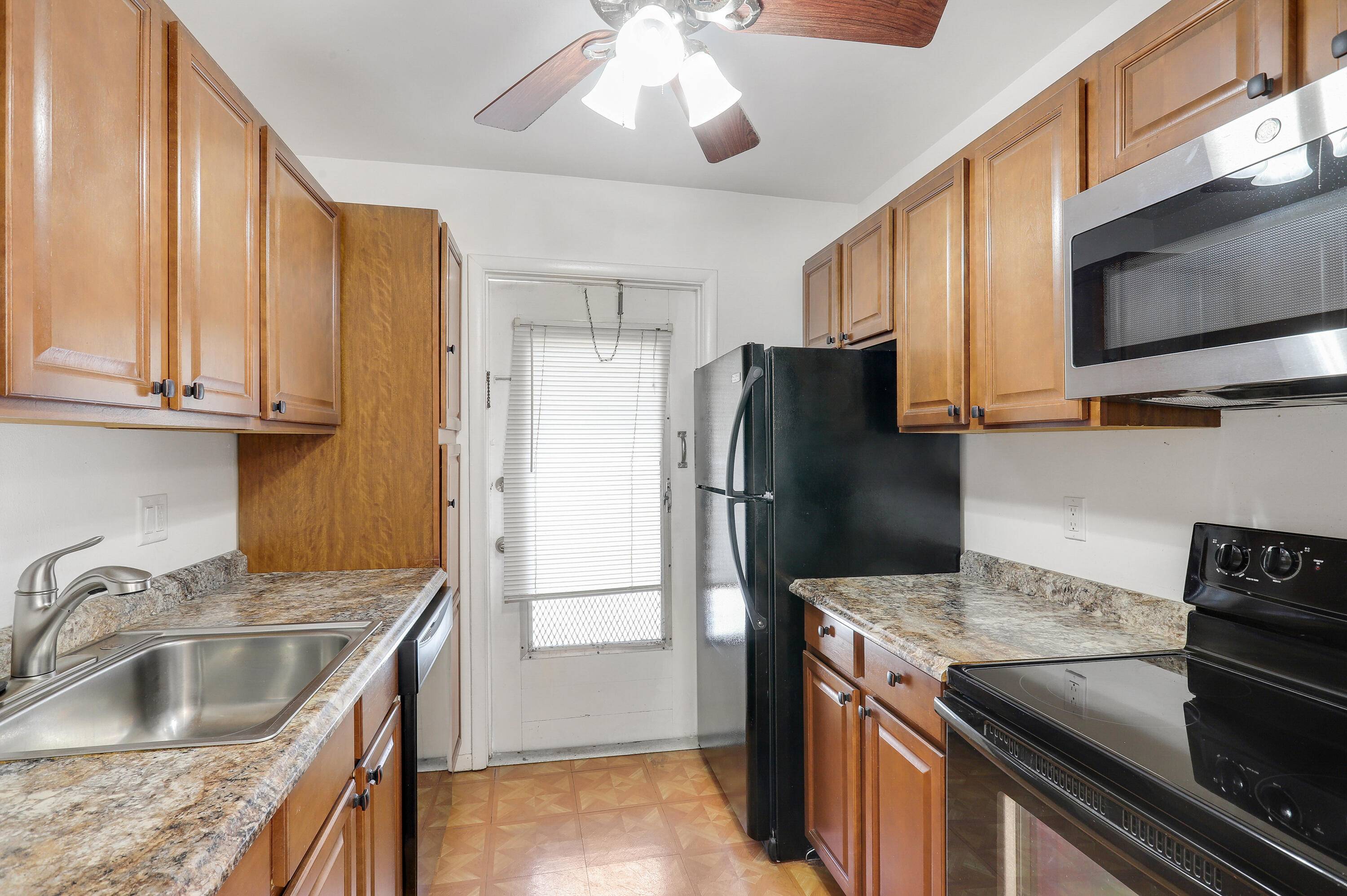 North Palm Beach, FL 33408,131 Doolen CT 310