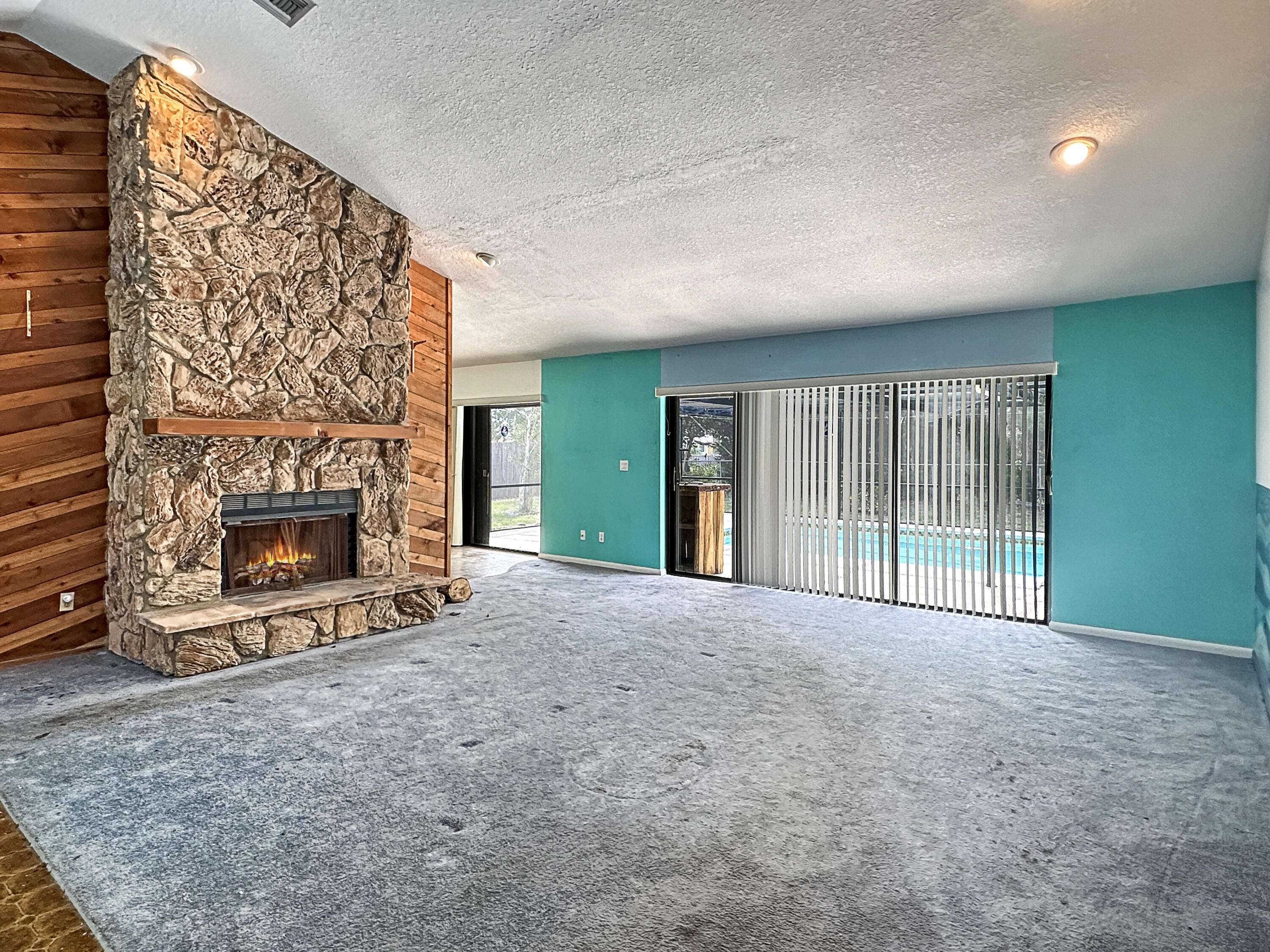 Fort Pierce, FL 34951,5310 E Echo Pines CIR