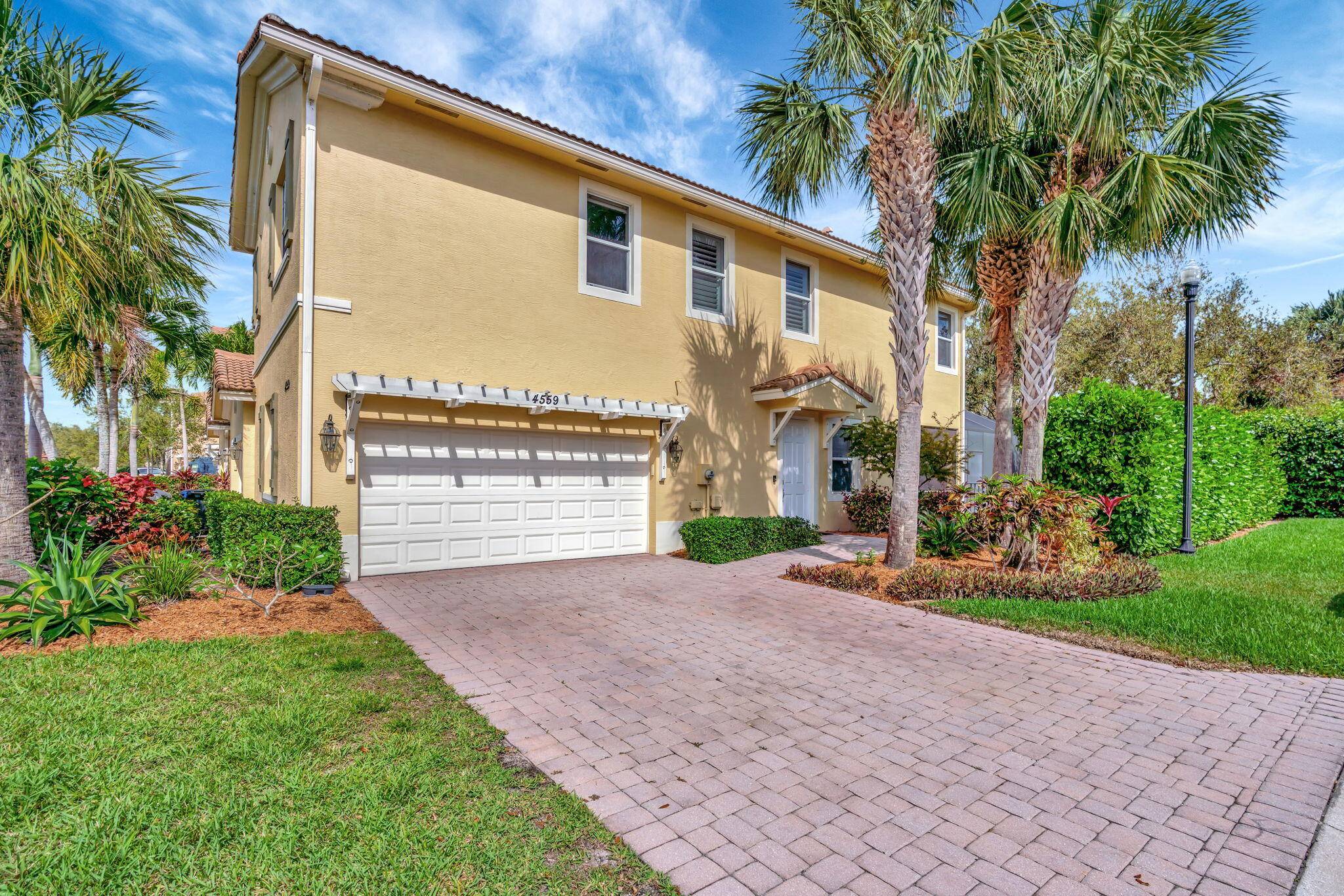 Palm Beach Gardens, FL 33418,4559 Cadiz CIR