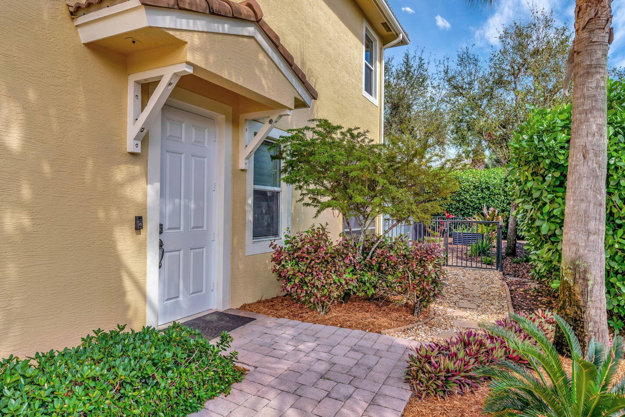 Palm Beach Gardens, FL 33418,4559 Cadiz CIR