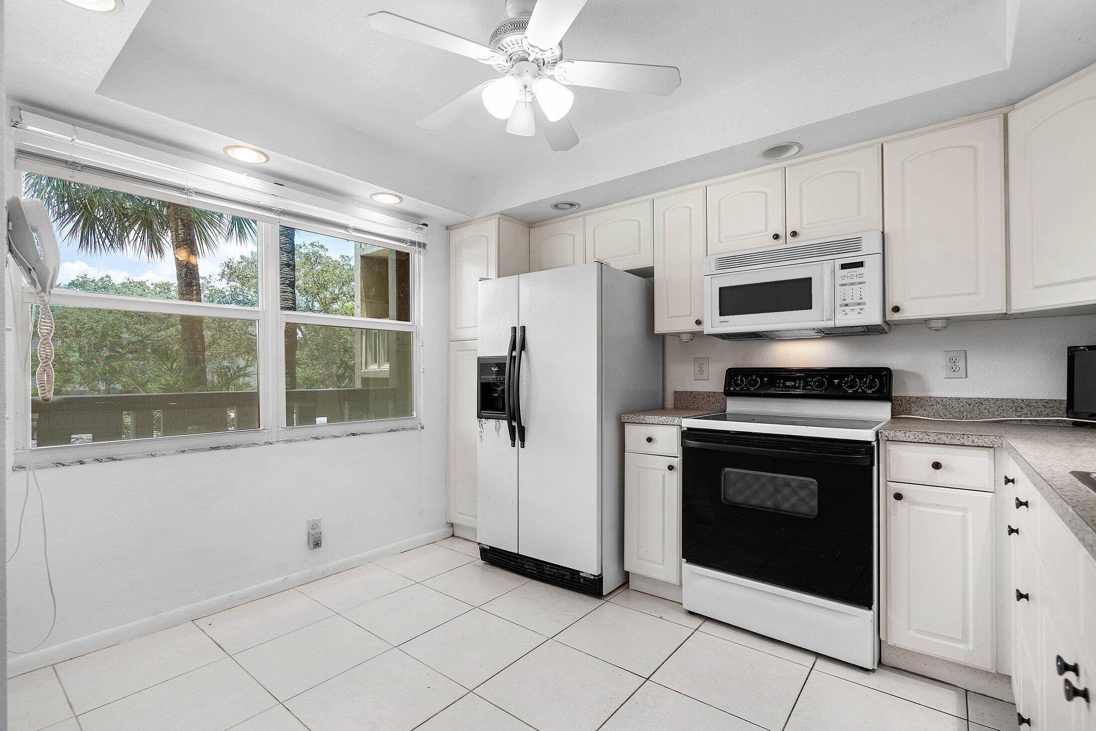 Coconut Creek, FL 33066,3005 Portofino ISLE C2
