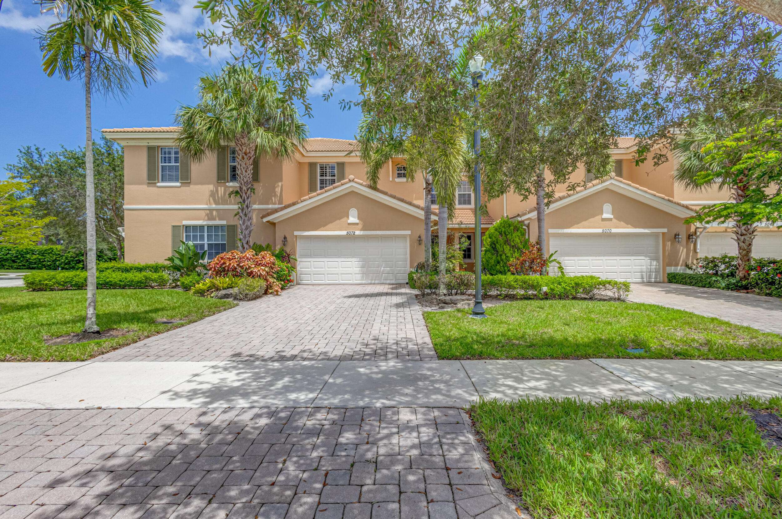 Palm Beach Gardens, FL 33418,5072 Dulce CT