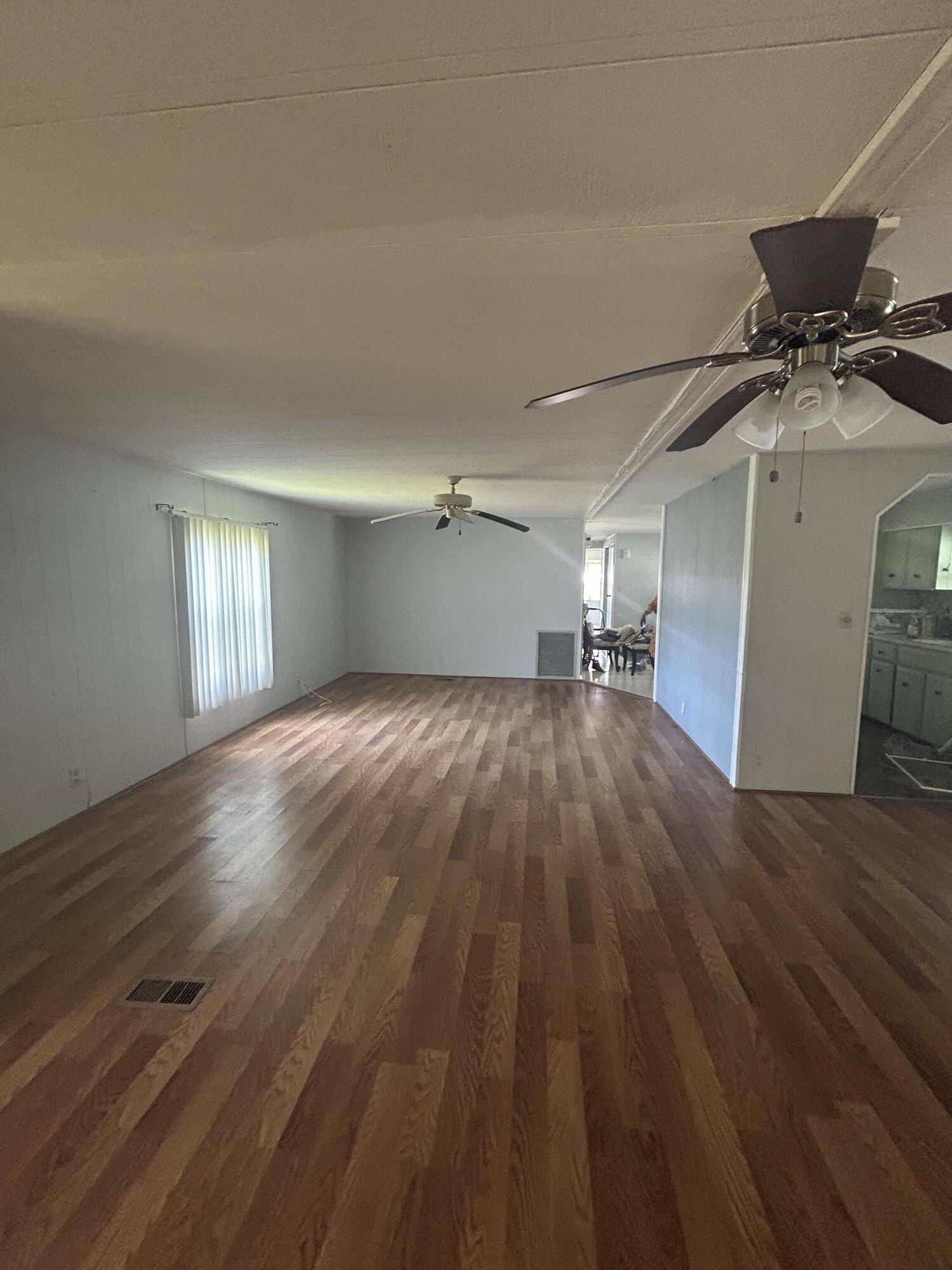 Port Saint Lucie, FL 34952,37 Camino Del Rio