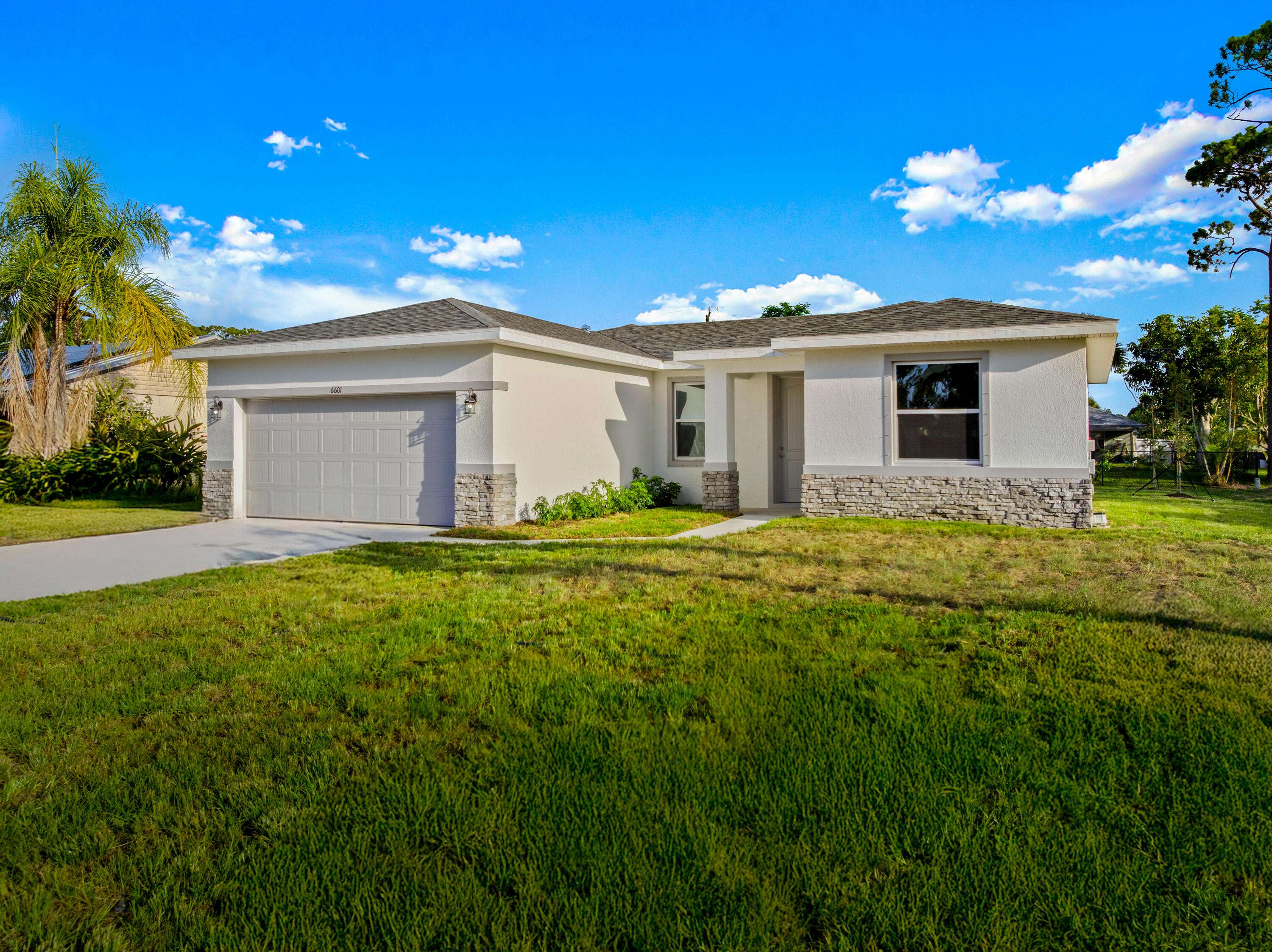Fort Pierce, FL 34951,6601 Santa Clara BLVD