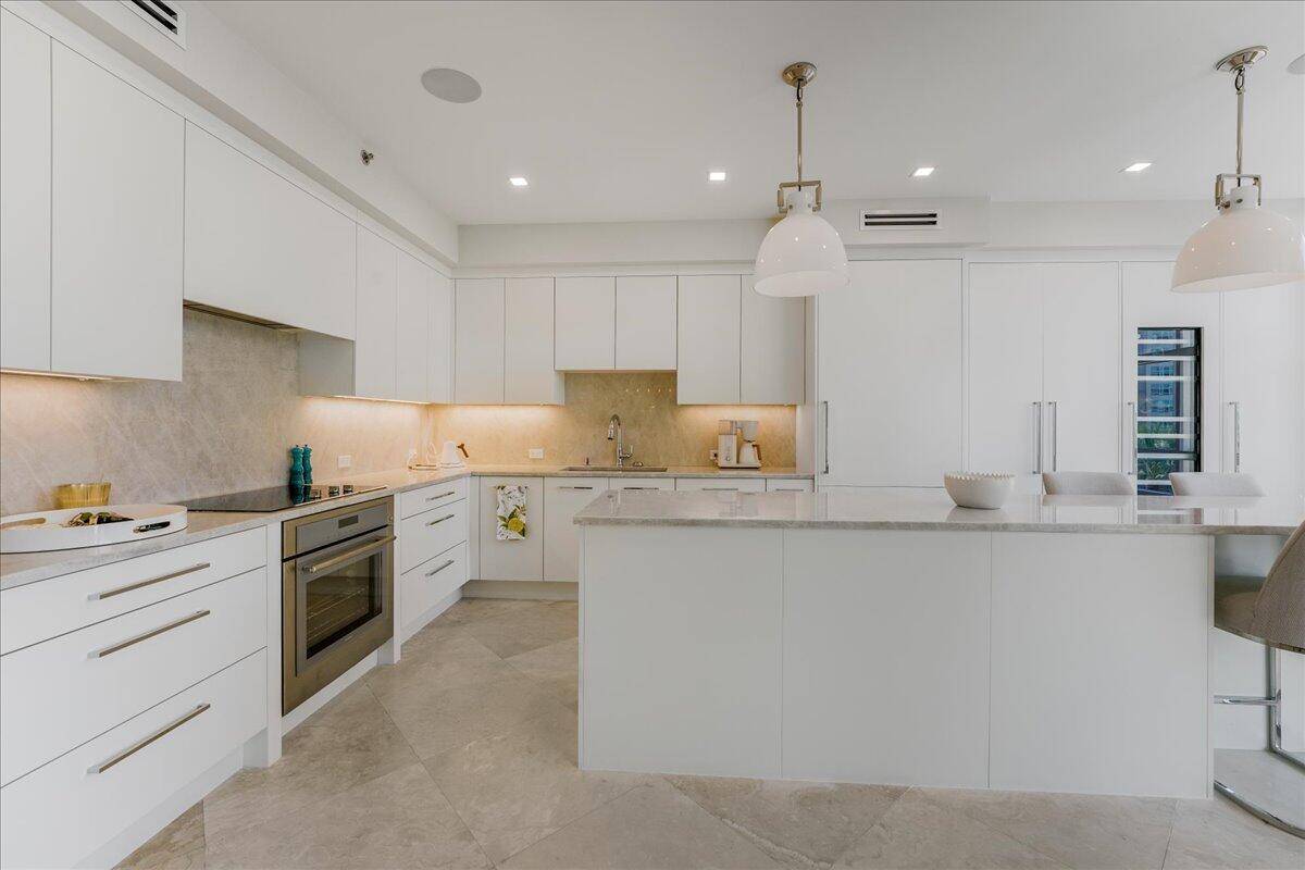 Highland Beach, FL 33487,3720 S Ocean BLVD 603