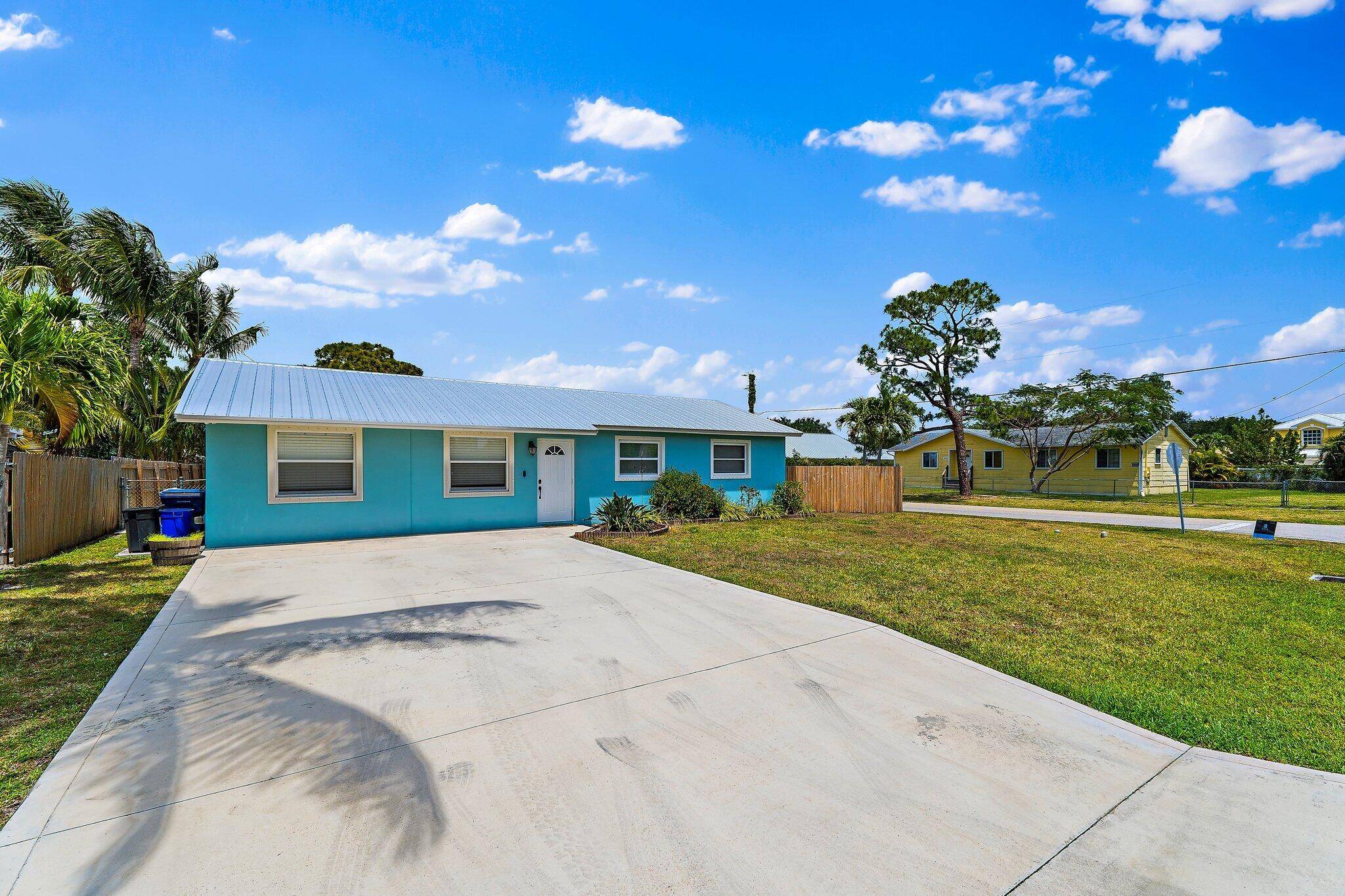 Jupiter, FL 33458,1001 Pottawatomie ST